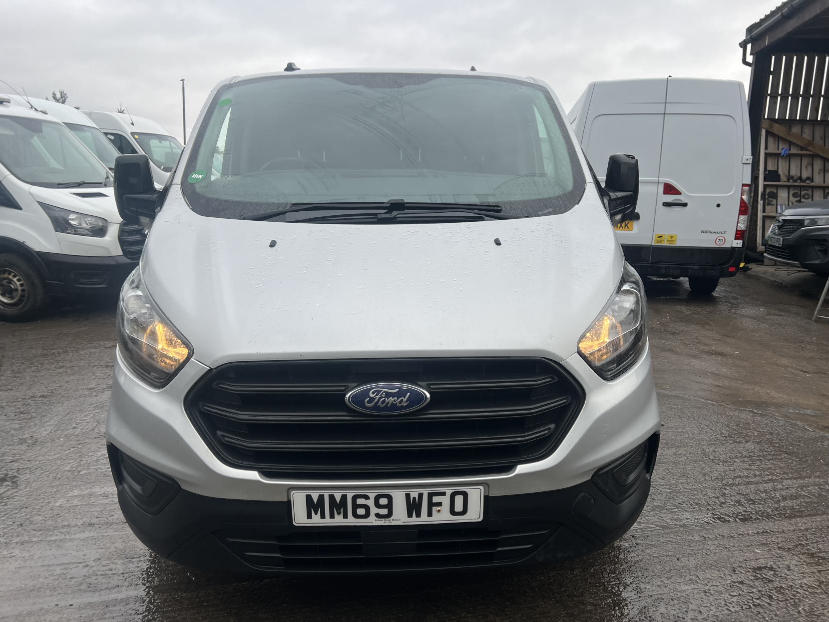 Ford Transit Custom 2.0 300 EcoBlue Leader Panel Van 5dr Diesel Manual L1 H1 Euro 6 (s/s) (105 ps)