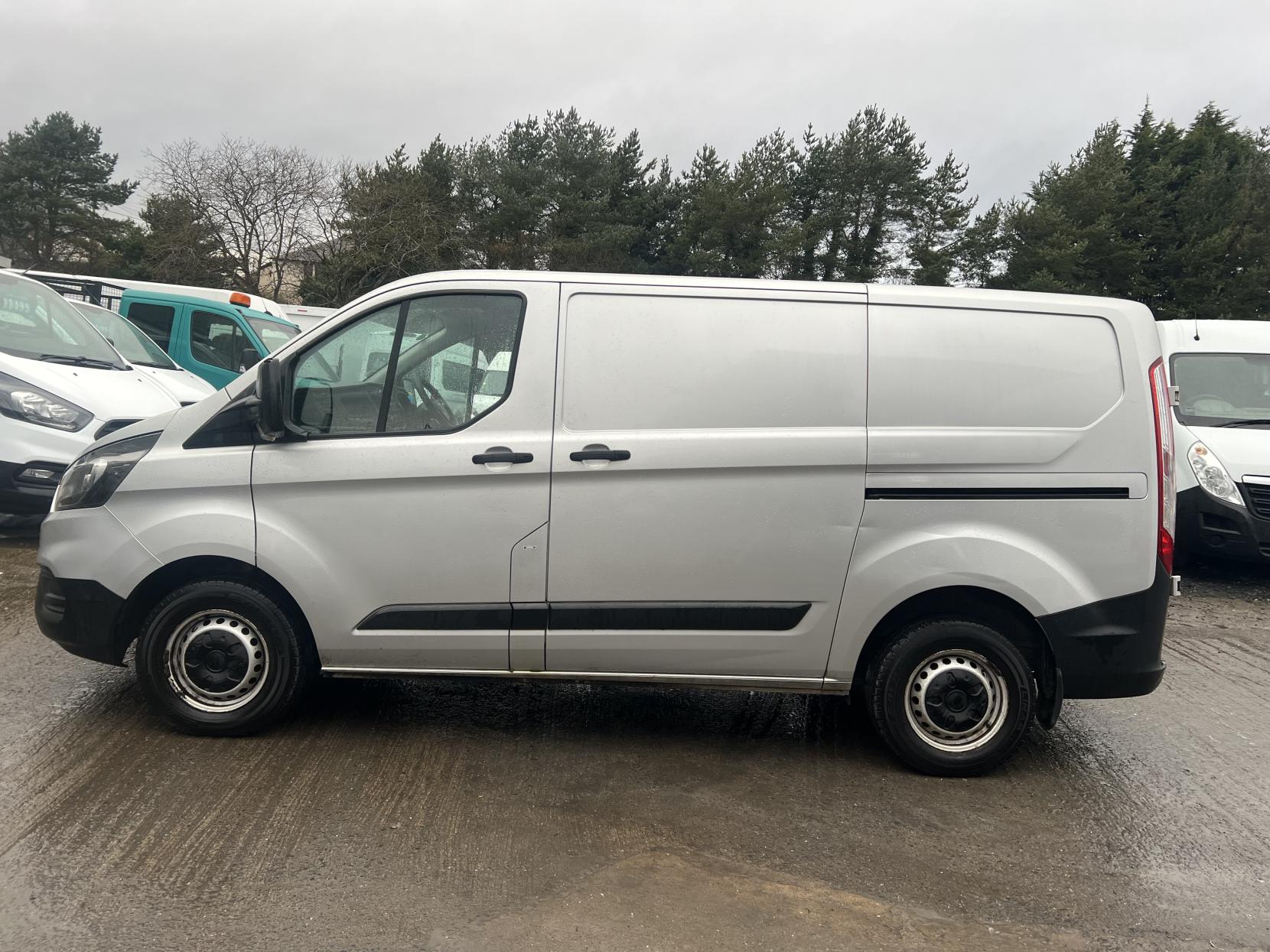 Ford Transit Custom 2.0 300 EcoBlue Leader Panel Van 5dr Diesel Manual L1 H1 Euro 6 (s/s) (105 ps)