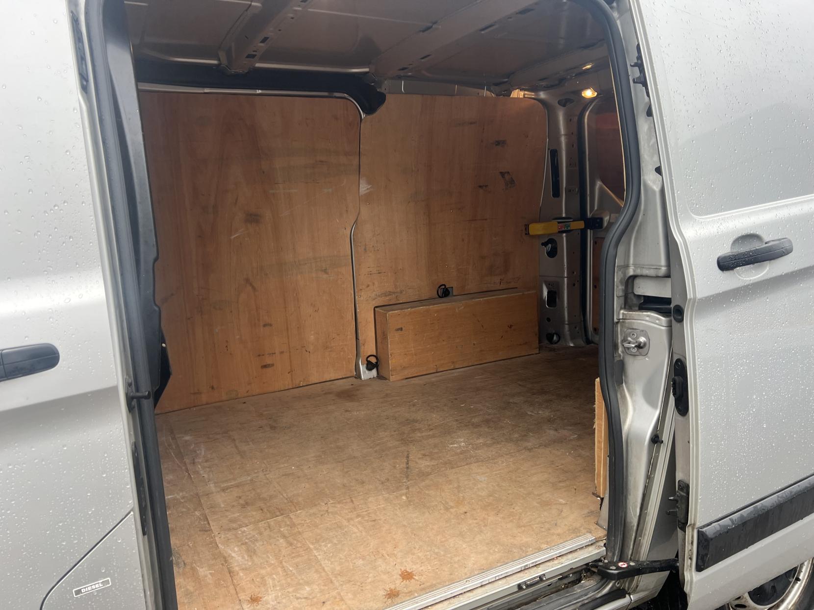 Ford Transit Custom 2.0 300 EcoBlue Leader Panel Van 5dr Diesel Manual L1 H1 Euro 6 (s/s) (105 ps)