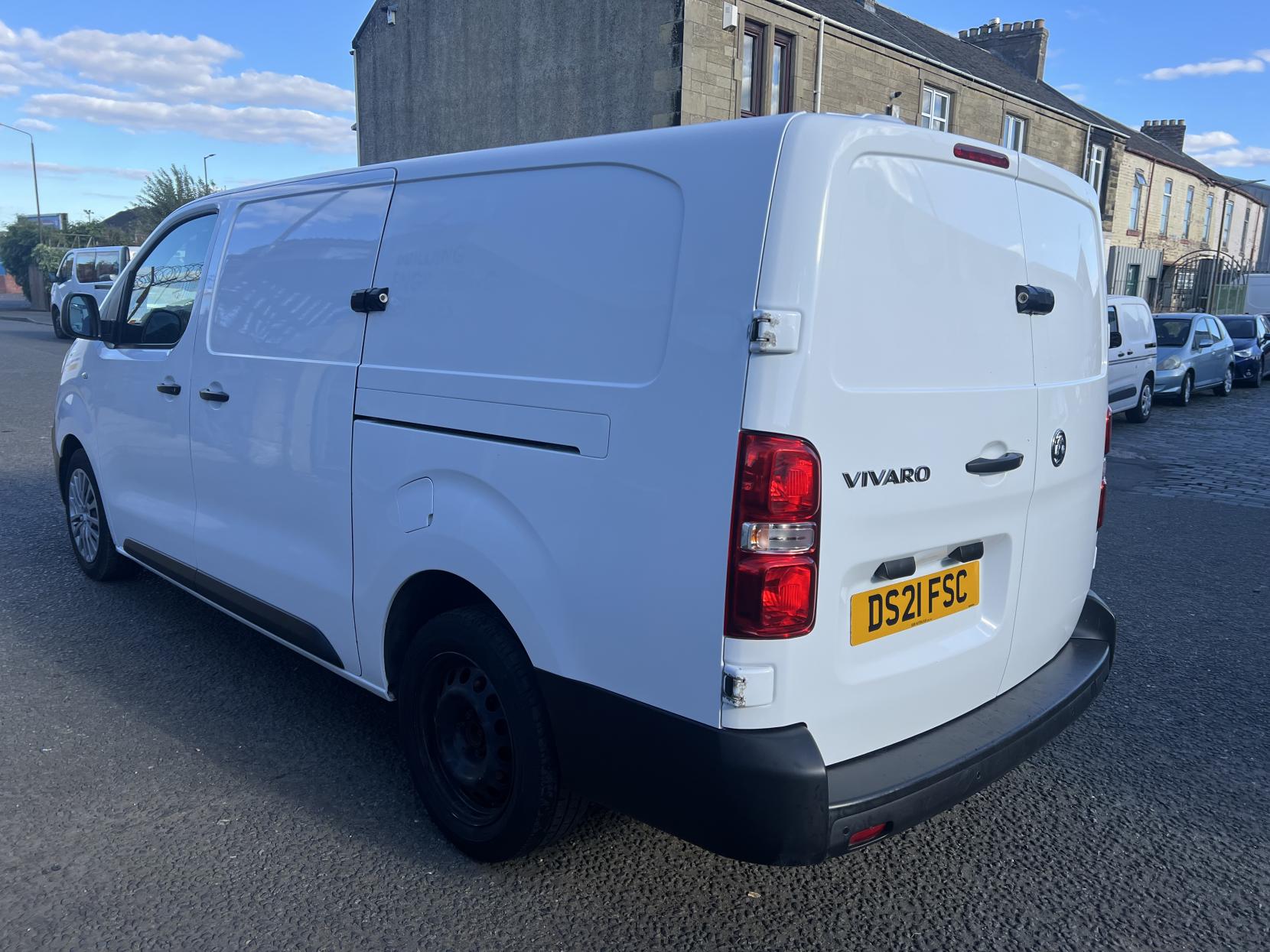 Vauxhall Vivaro 1.5 Turbo D 2900 Dynamic Panel Van 6dr Diesel Manual L2 H1 Euro 6 (s/s) (100 ps)