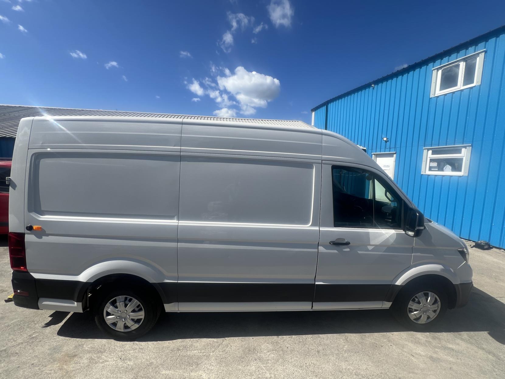Volkswagen Crafter 2.0 TDI CR35 BlueMotion Tech Startline Panel Van 5dr Diesel Manual FWD MWB High Roof Euro 6 (s/s) (140 ps)