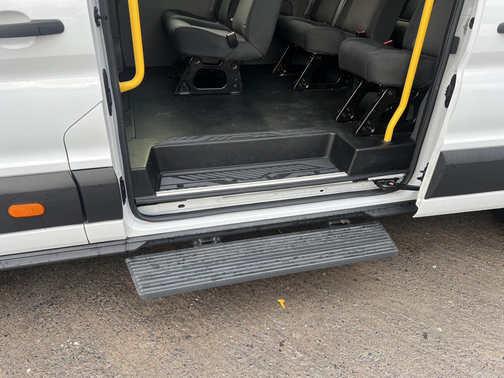 Ford Transit 2.0 Trend Minibus LCV (2019 - )