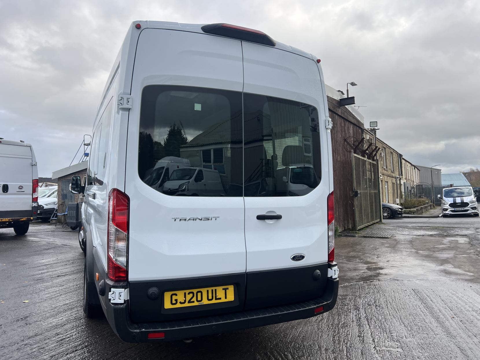 Ford Transit 2.0 Trend Minibus LCV (2019 - )