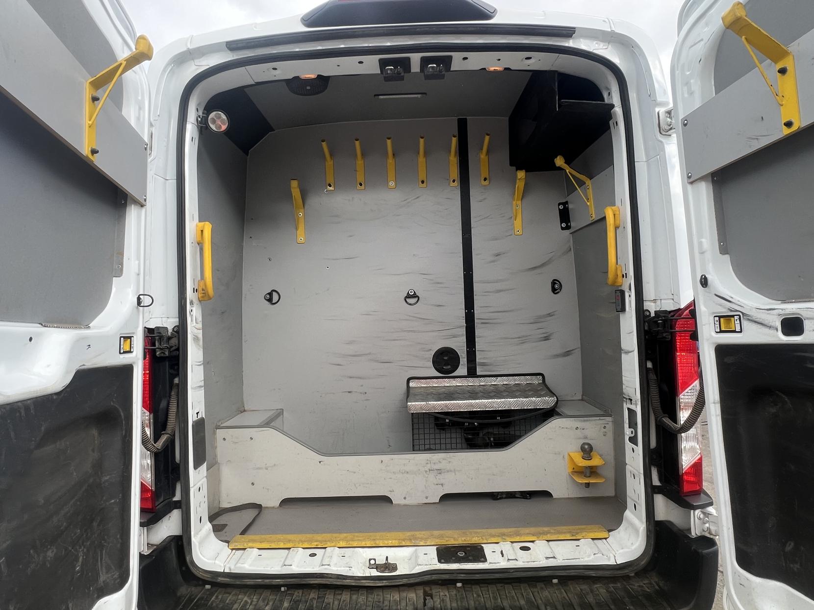 Ford Transit 2.0 350 EcoBlue Leader Panel Van 5dr Diesel Manual FWD L2 H2 Euro 6 (s/s) (170 ps)