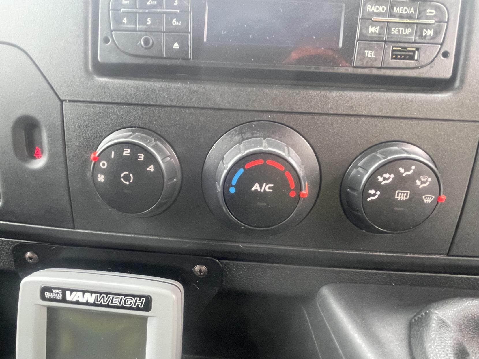 Vauxhall Movano 2.3 CDTi 3500 Panel Van 5dr Diesel Manual FWD L2 H2 Euro 6 (130 ps)