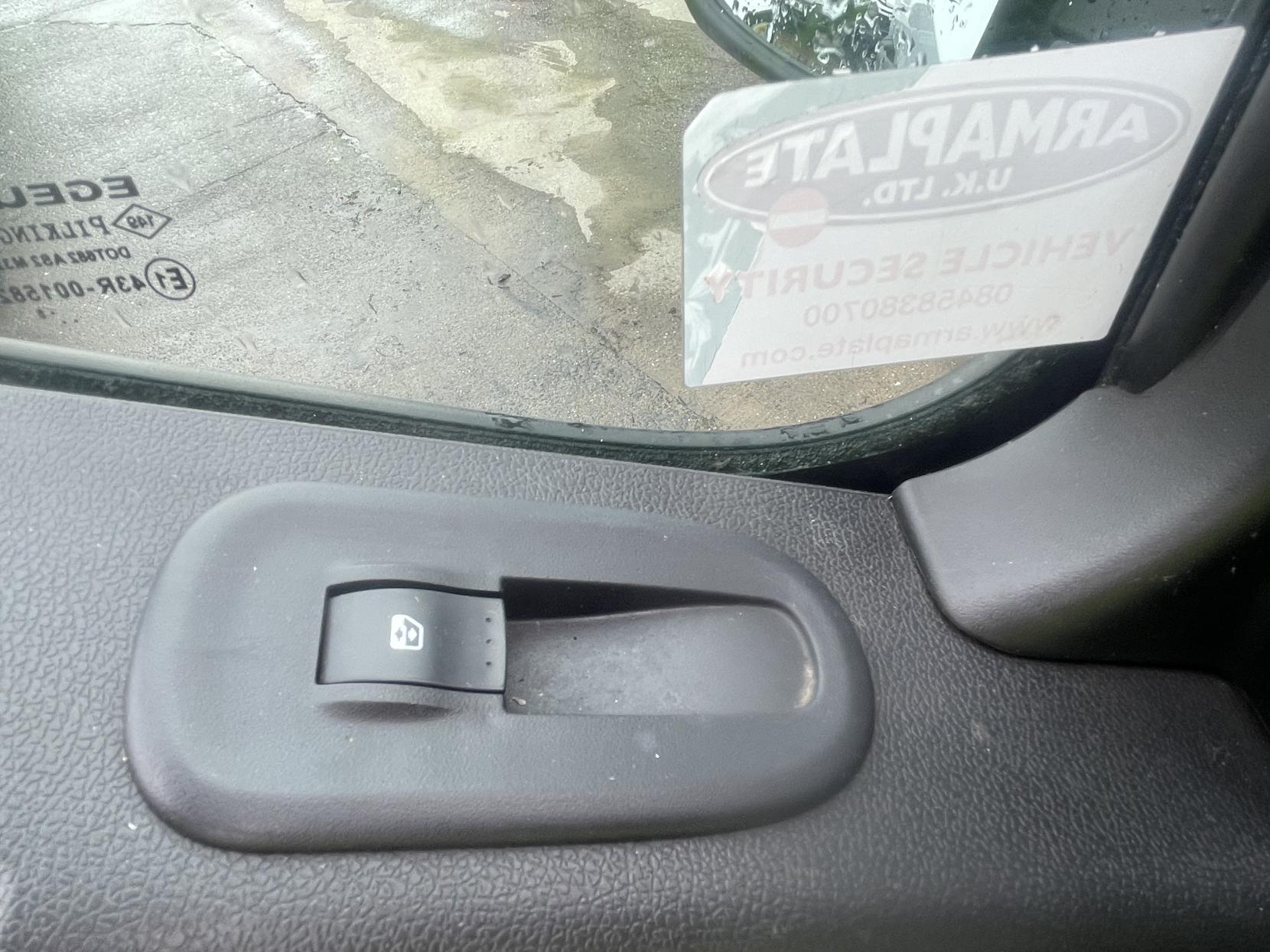 Vauxhall Movano 2.3 CDTi 3500 Panel Van 5dr Diesel Manual FWD L2 H2 Euro 6 (130 ps)