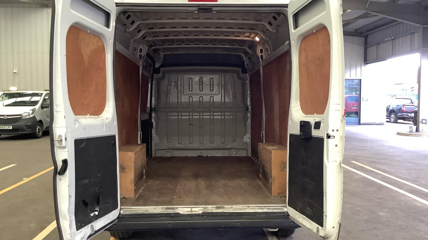 Vauxhall Movano 2.2 CDTi 3500 BiTurbo Prime Panel Van 5dr Diesel Manual FWD L3 H2 Euro 6 (s/s) (140 ps)