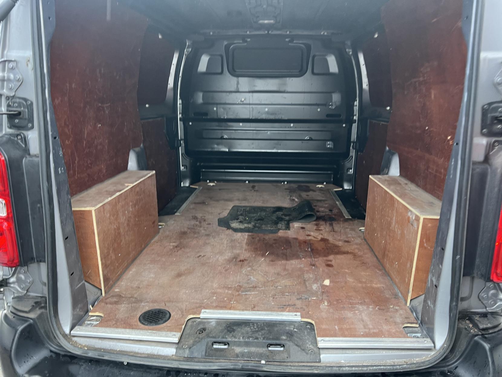 Vauxhall Vivaro 1.5 Turbo D 2700 Edition Panel Van 5dr Diesel Manual L1 H1 Euro 6 (s/s) (100 ps)