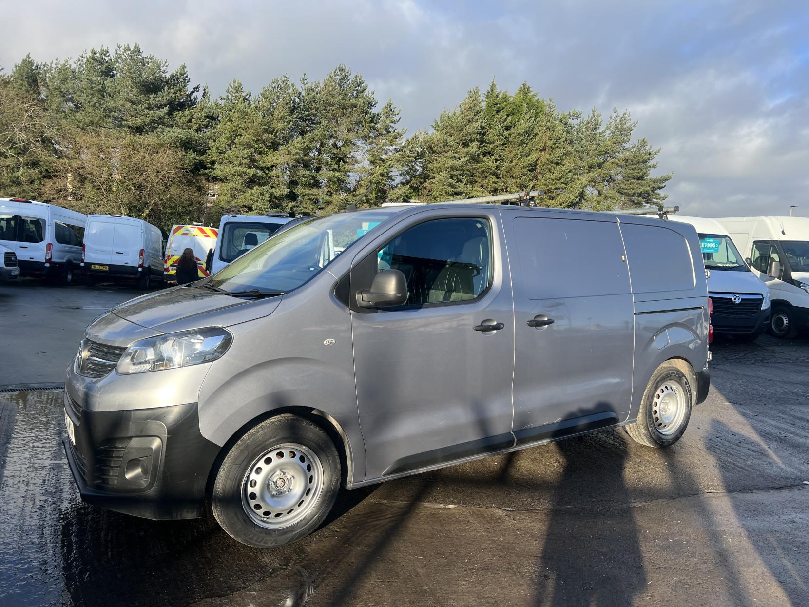 Vauxhall Vivaro 1.5 Turbo D 2700 Edition Panel Van 5dr Diesel Manual L1 H1 Euro 6 (s/s) (100 ps)