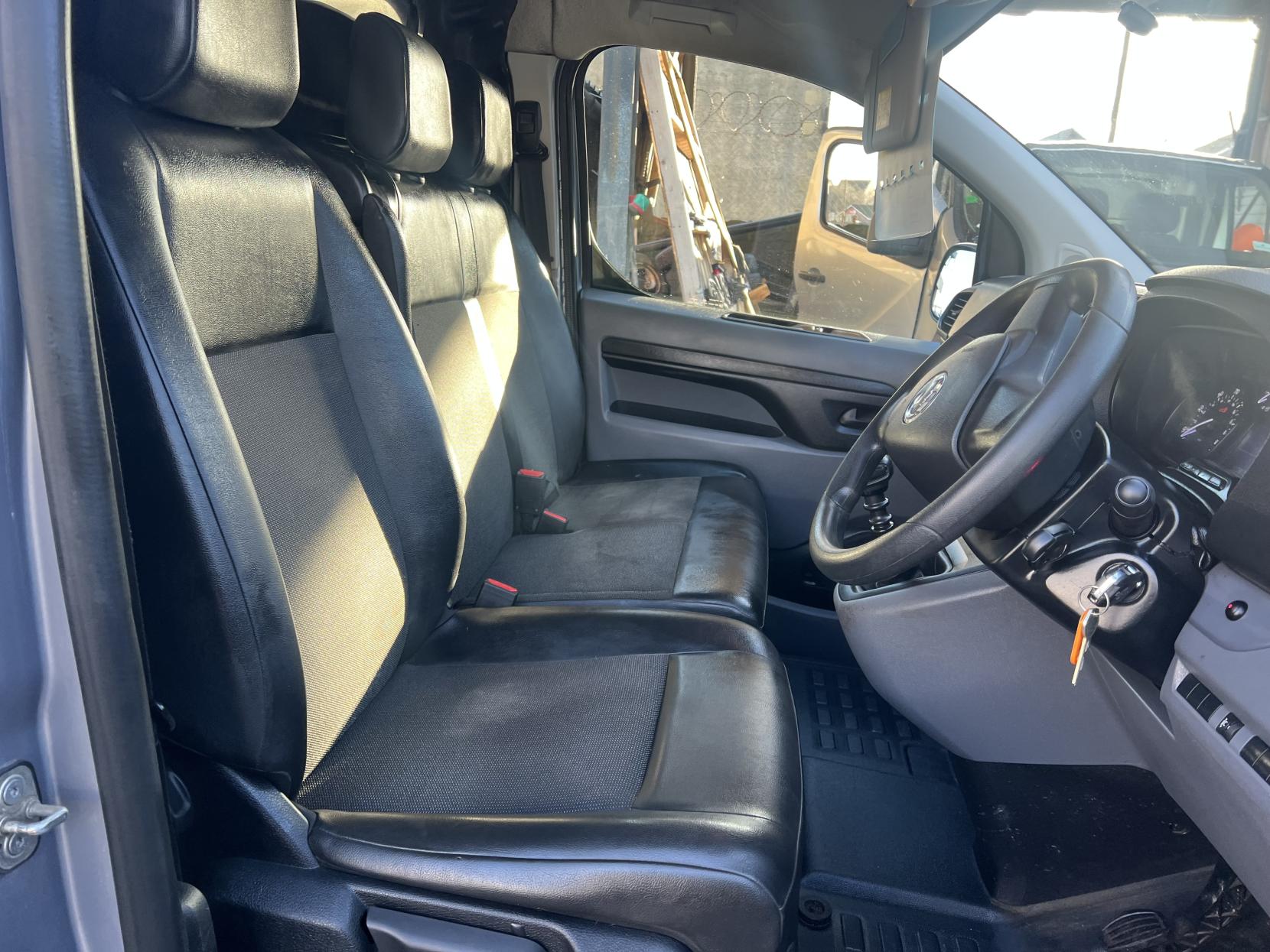 Vauxhall Vivaro 1.5 Turbo D 2700 Edition Panel Van 5dr Diesel Manual L1 H1 Euro 6 (s/s) (100 ps)