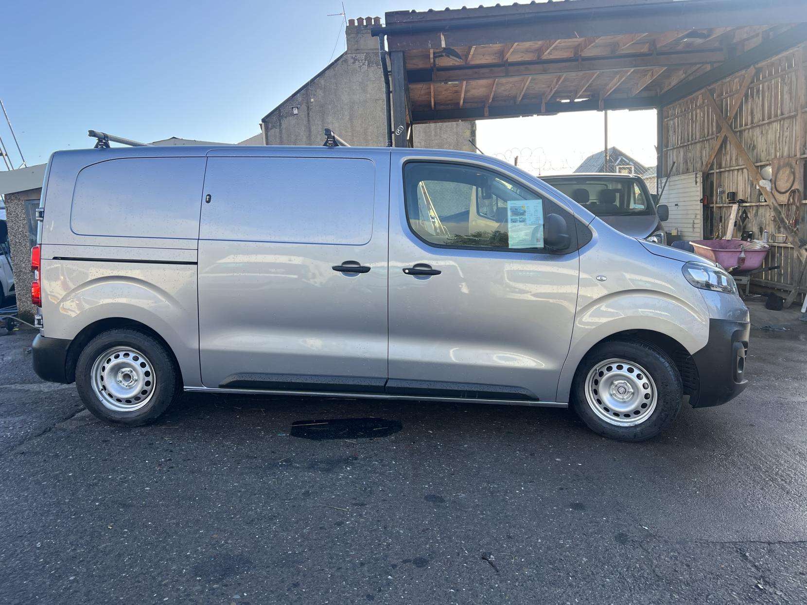 Vauxhall Vivaro 1.5 Turbo D 2700 Edition Panel Van 5dr Diesel Manual L1 H1 Euro 6 (s/s) (100 ps)