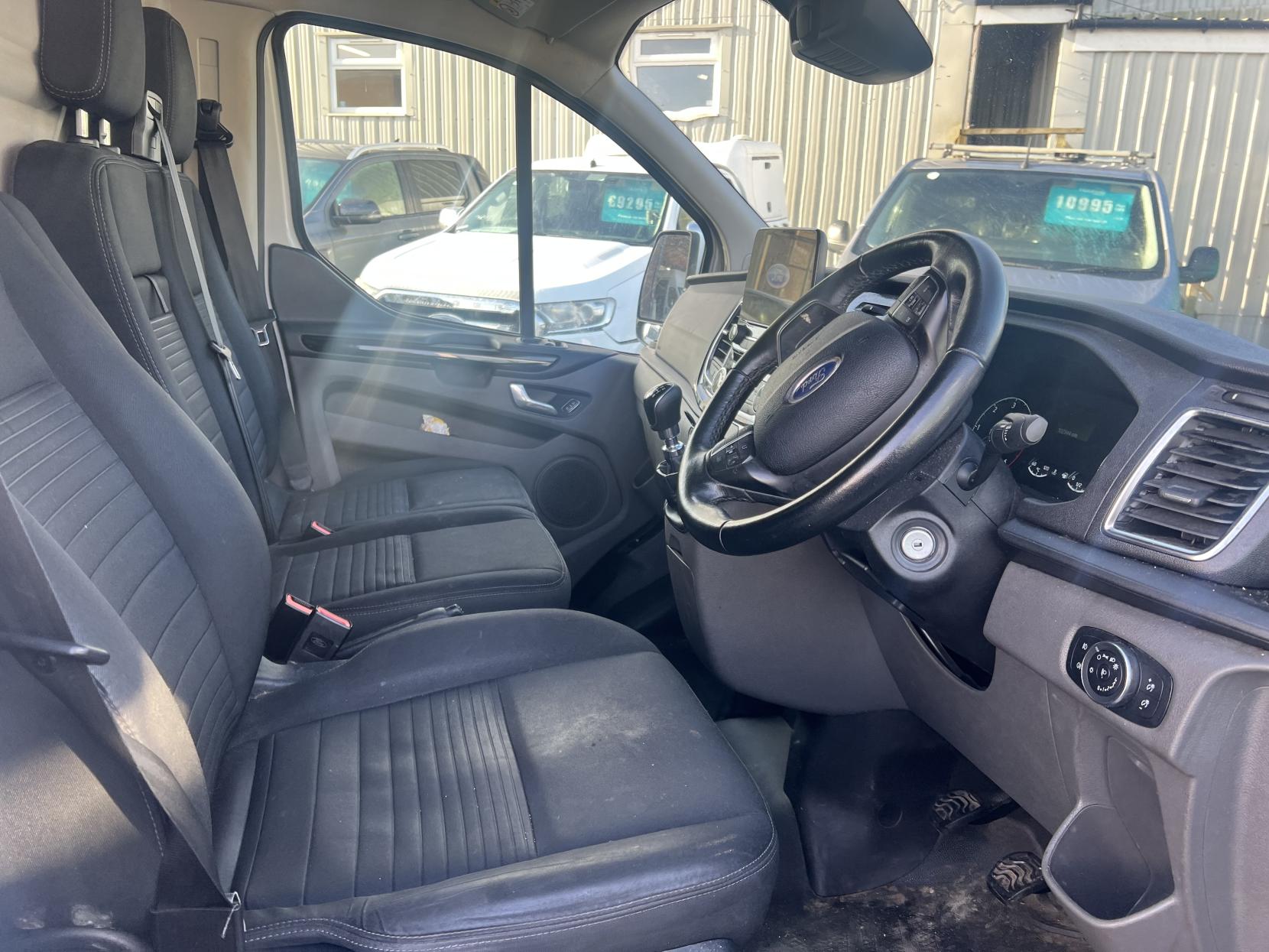 Ford Transit Custom 2.0 300 EcoBlue Limited Panel Van 5dr Diesel Manual L2 H1 Euro 6 (s/s) (130 ps)