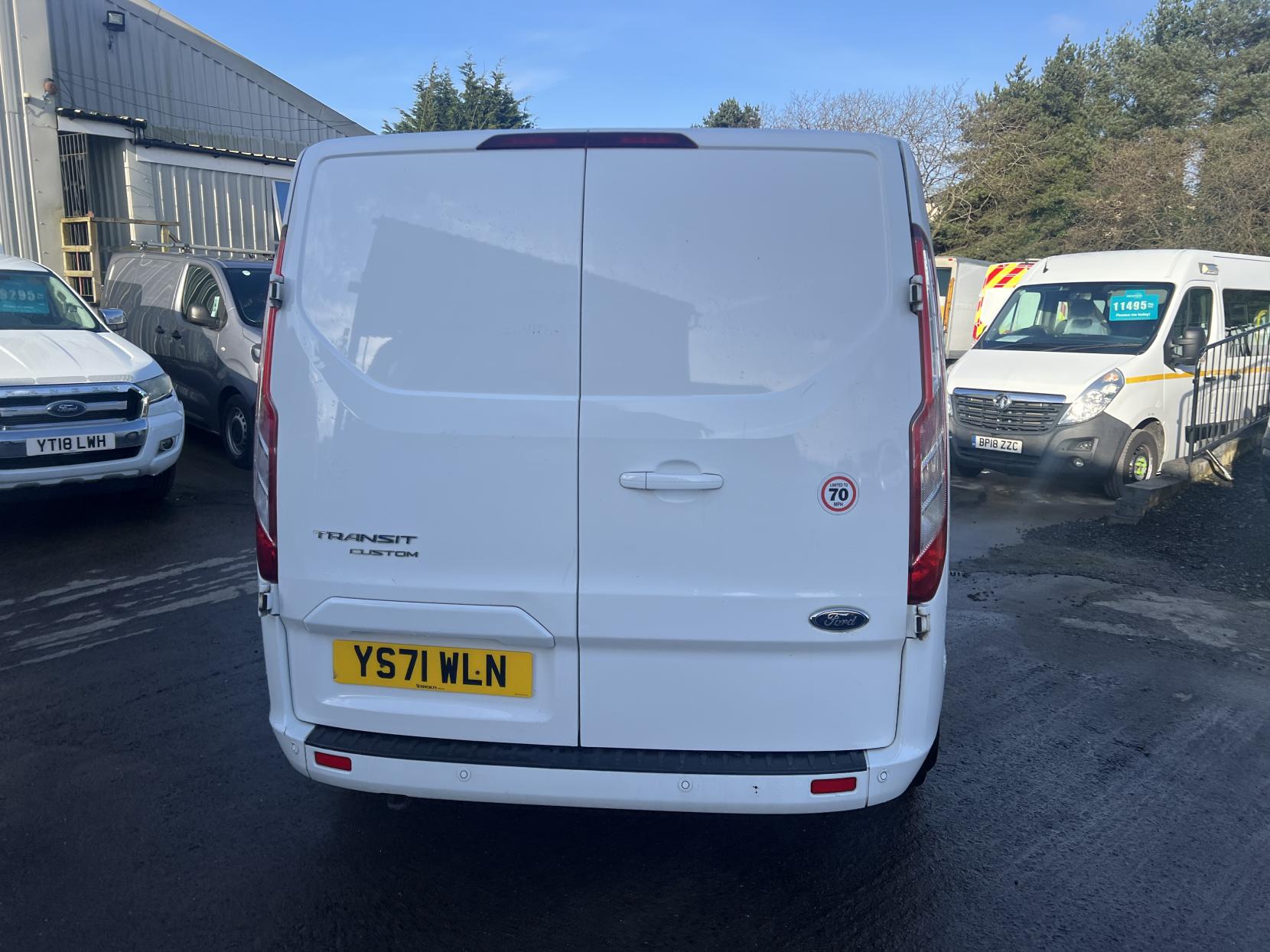 Ford Transit Custom 2.0 300 EcoBlue Limited Panel Van 5dr Diesel Manual L2 H1 Euro 6 (s/s) (130 ps)