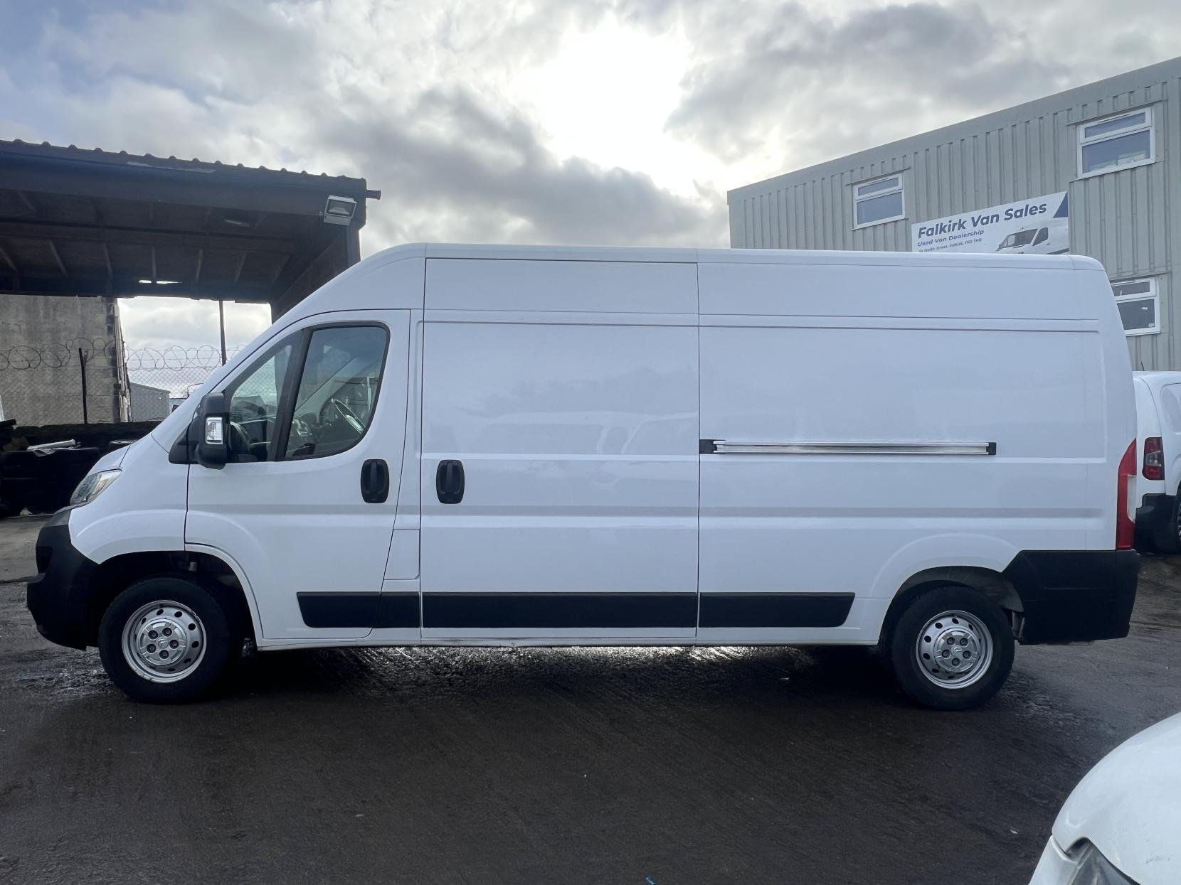 Citroen Relay 2.2 BlueHDi 35 Enterprise Panel Van 5dr Diesel Manual L3 High Roof Euro 6 (s/s) (140 ps)