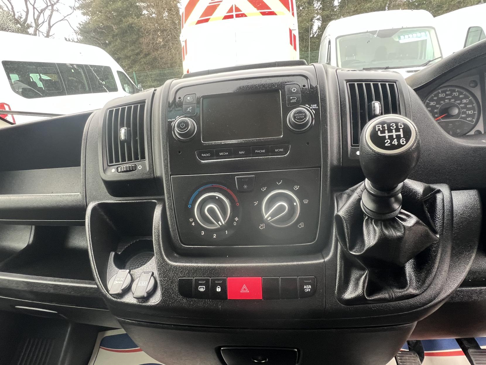 Citroen Relay 2.2 BlueHDi 35 Enterprise Panel Van 5dr Diesel Manual L3 High Roof Euro 6 (s/s) (140 ps)