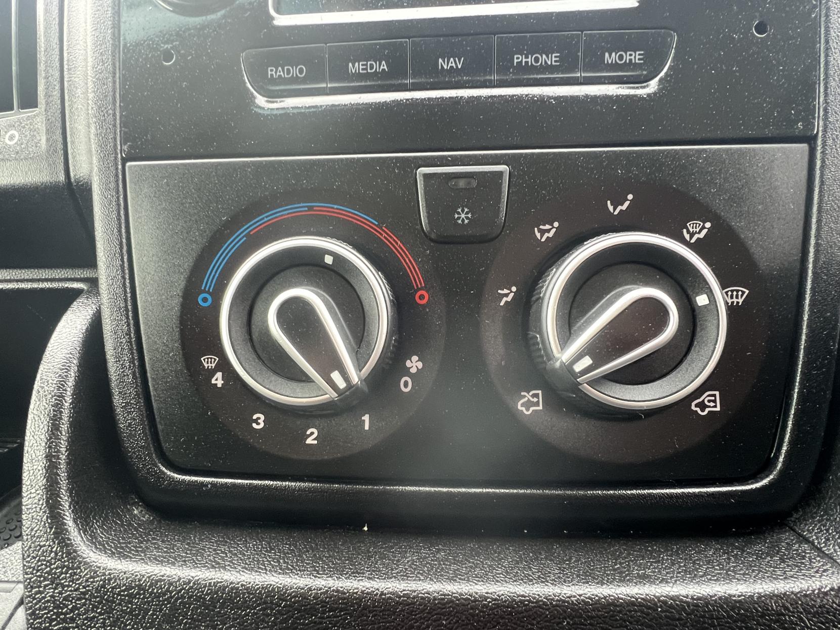 Citroen Relay 2.2 BlueHDi 35 Enterprise Panel Van 5dr Diesel Manual L3 High Roof Euro 6 (s/s) (140 ps)