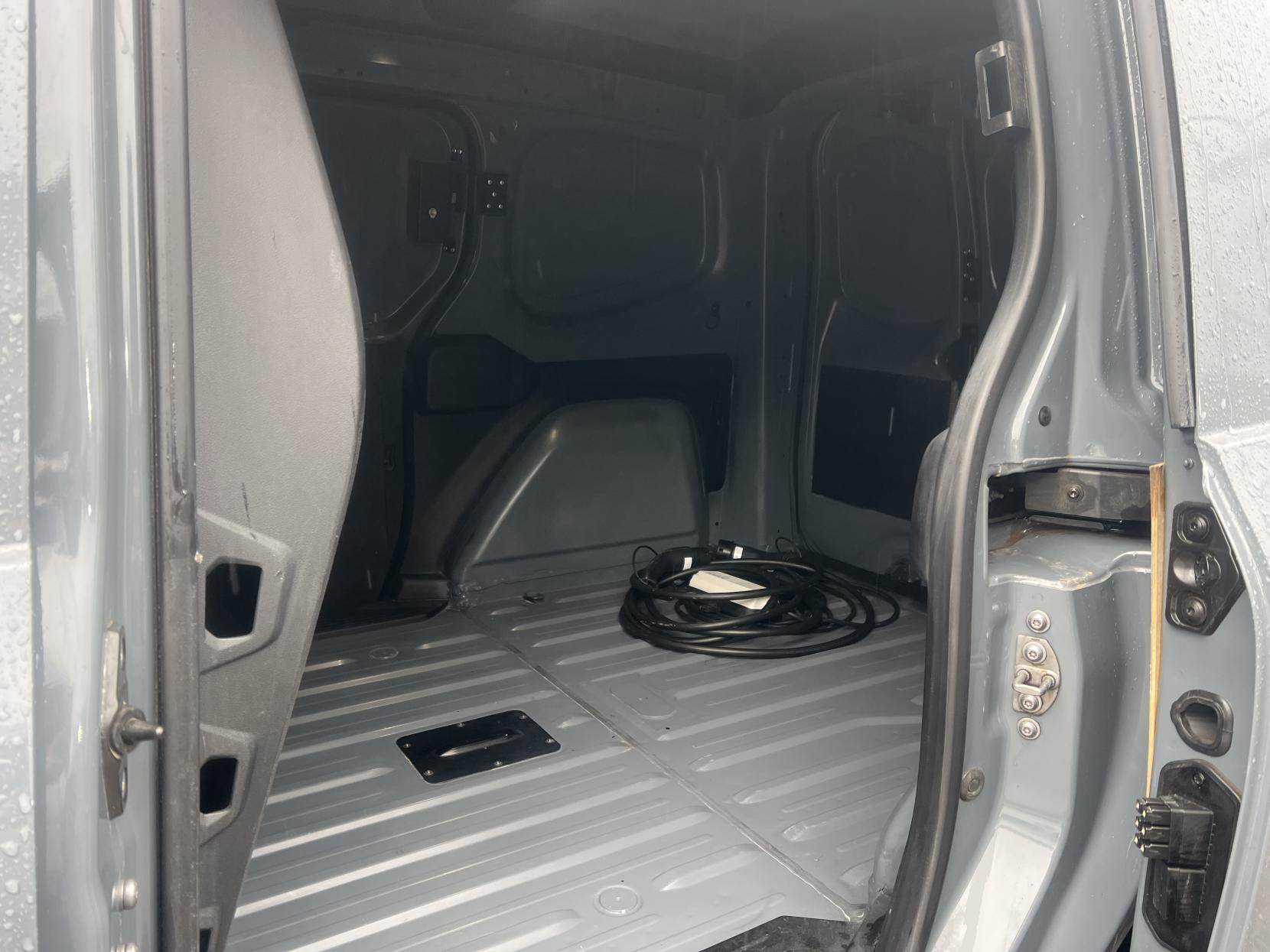 Nissan Townstar 45kWh Acenta Panel Van 6dr Electric Auto L1 (122 ps)