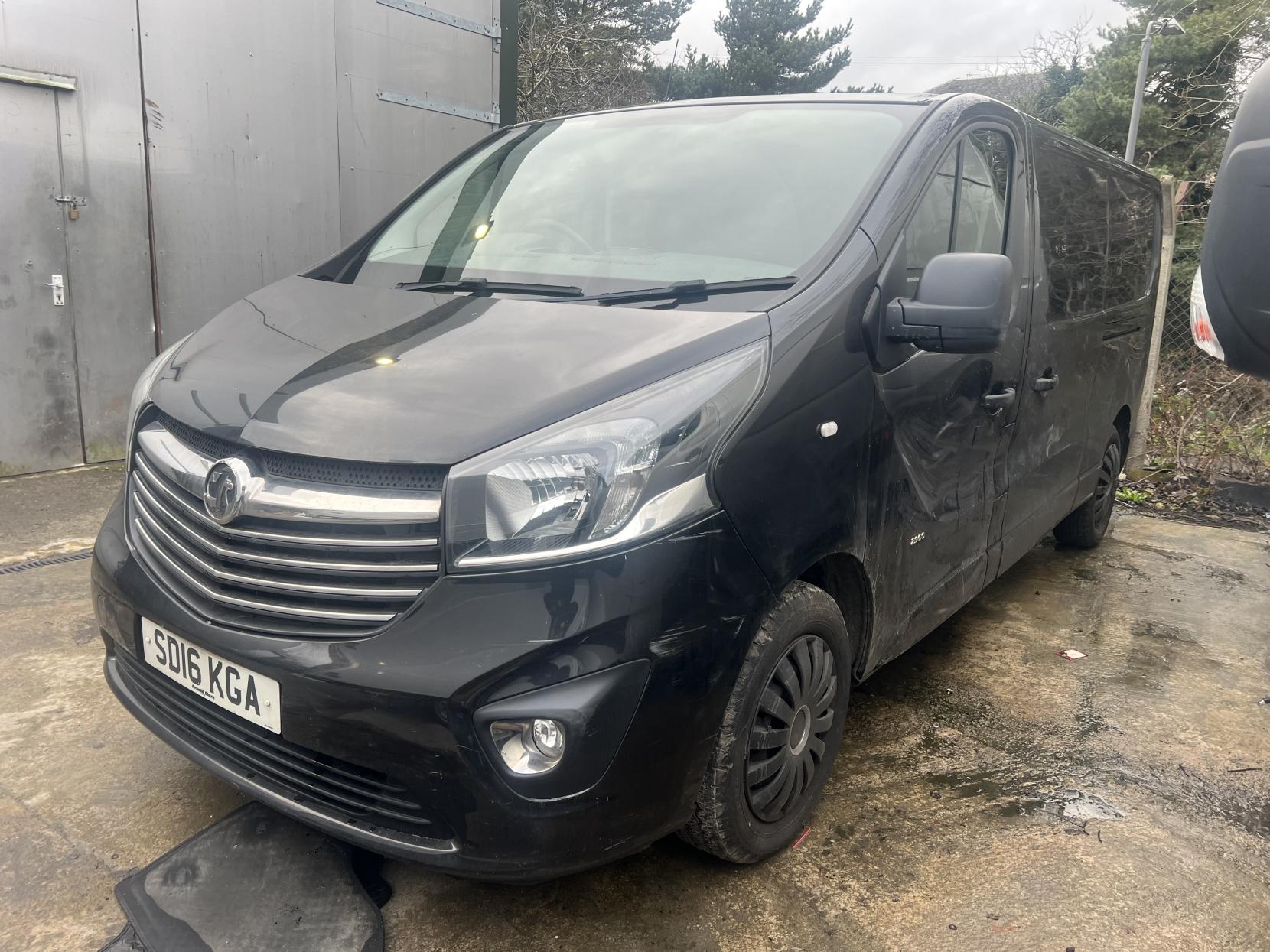 Vauxhall Vivaro 1.6 CDTi 2900 BiTurbo ecoFLEX Sportive Panel Van 5dr Diesel Manual L2 H1 Euro 5 (s/s) (120 ps)