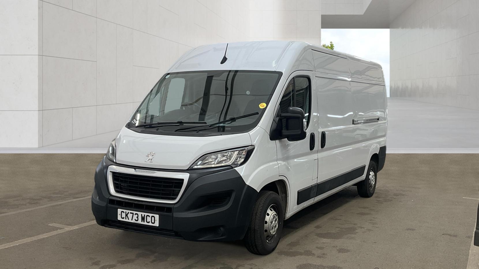 Peugeot Boxer 2.2 BlueHDi 335 Professional Premium + Panel Van 5dr Diesel Manual L3 H2 Euro 6 (s/s) (140 ps)