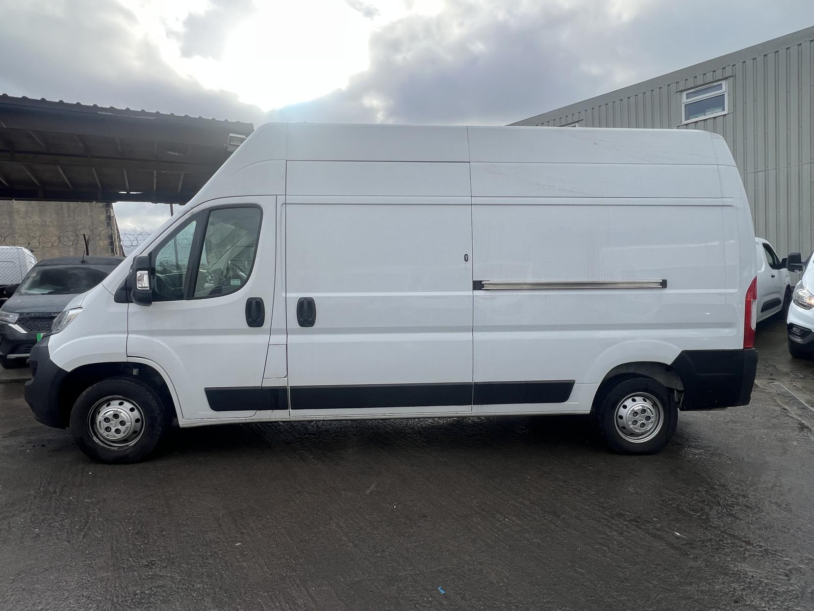 Vauxhall Movano 2.2 CDTi 3500 BiTurbo Dynamic Panel Van 5dr Diesel Manual FWD L3 H3 Euro 6 (s/s) (140 ps)