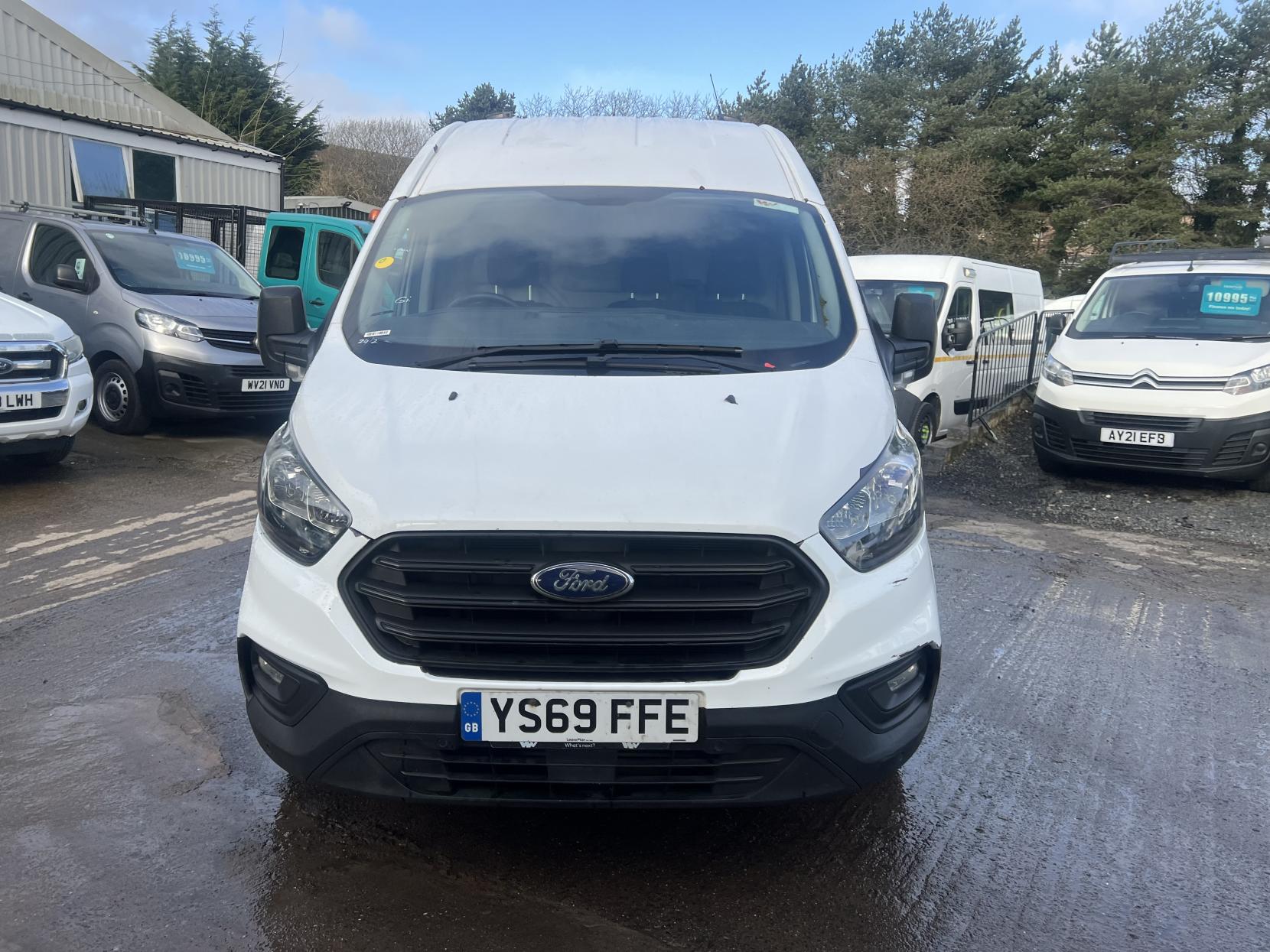 Ford Transit Custom 2.0 300 EcoBlue Leader Panel Van 5dr Diesel Manual L1 H2 Euro 6 (s/s) (105 ps)