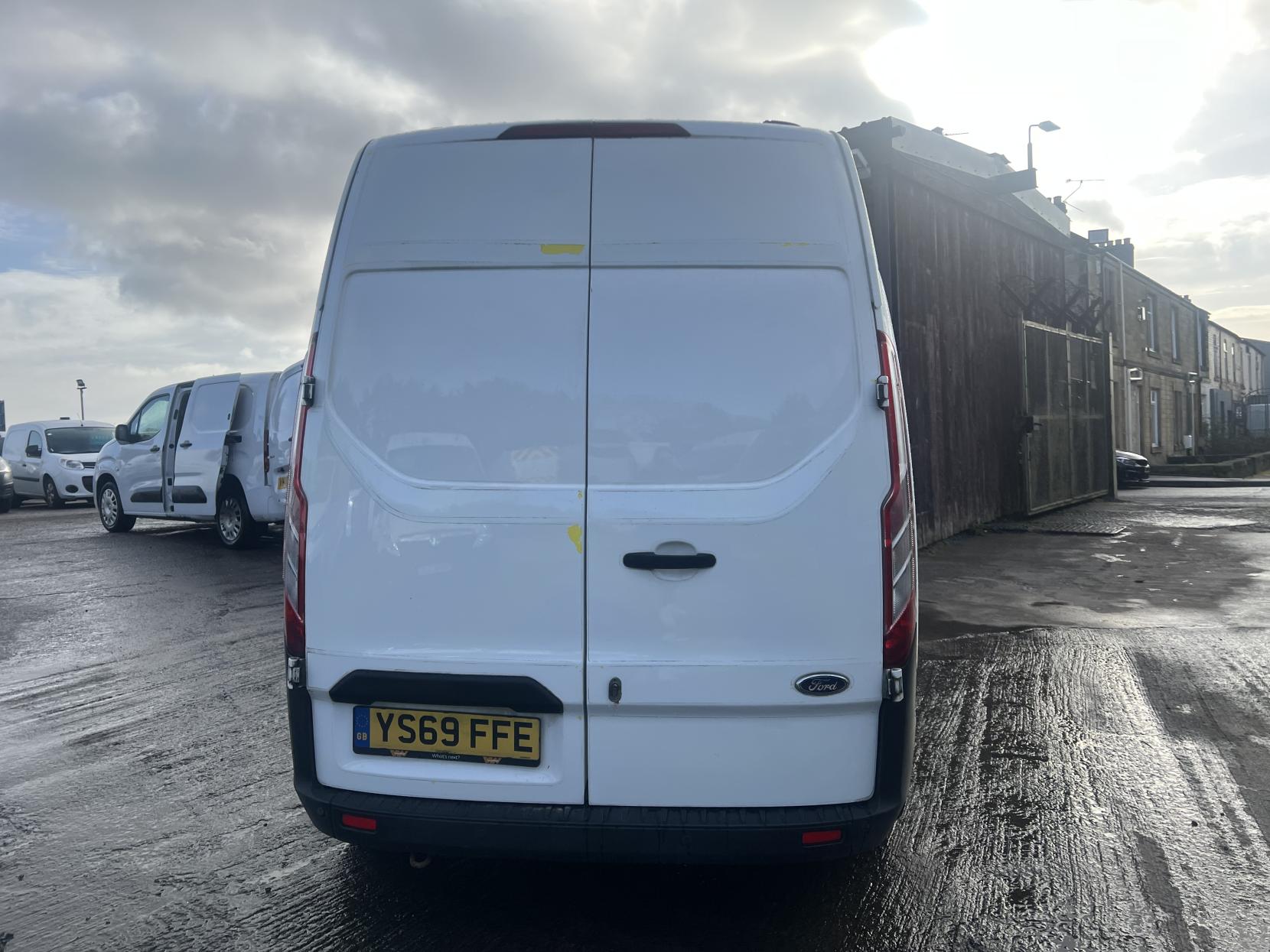 Ford Transit Custom 2.0 300 EcoBlue Leader Panel Van 5dr Diesel Manual L1 H2 Euro 6 (s/s) (105 ps)