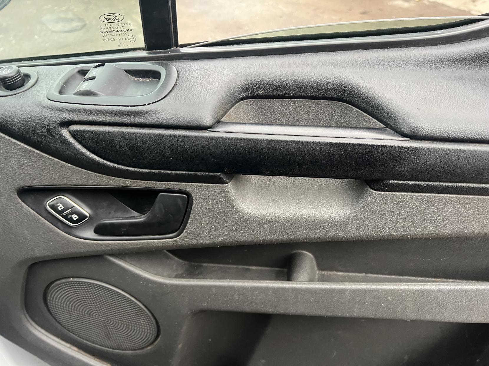 Ford Transit Custom 2.0 300 EcoBlue Panel Van 5dr Diesel Manual L1 H2 Euro 6 (105 ps)