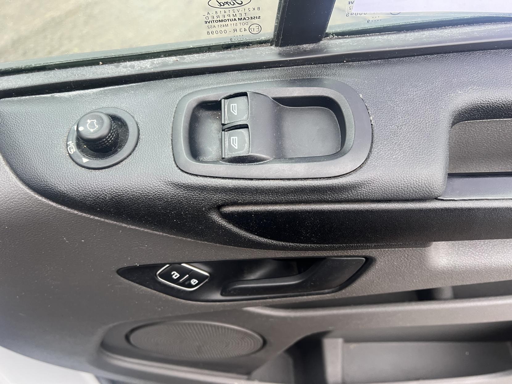 Ford Transit Custom 2.0 300 EcoBlue Panel Van 5dr Diesel Manual L1 H2 Euro 6 (105 ps)