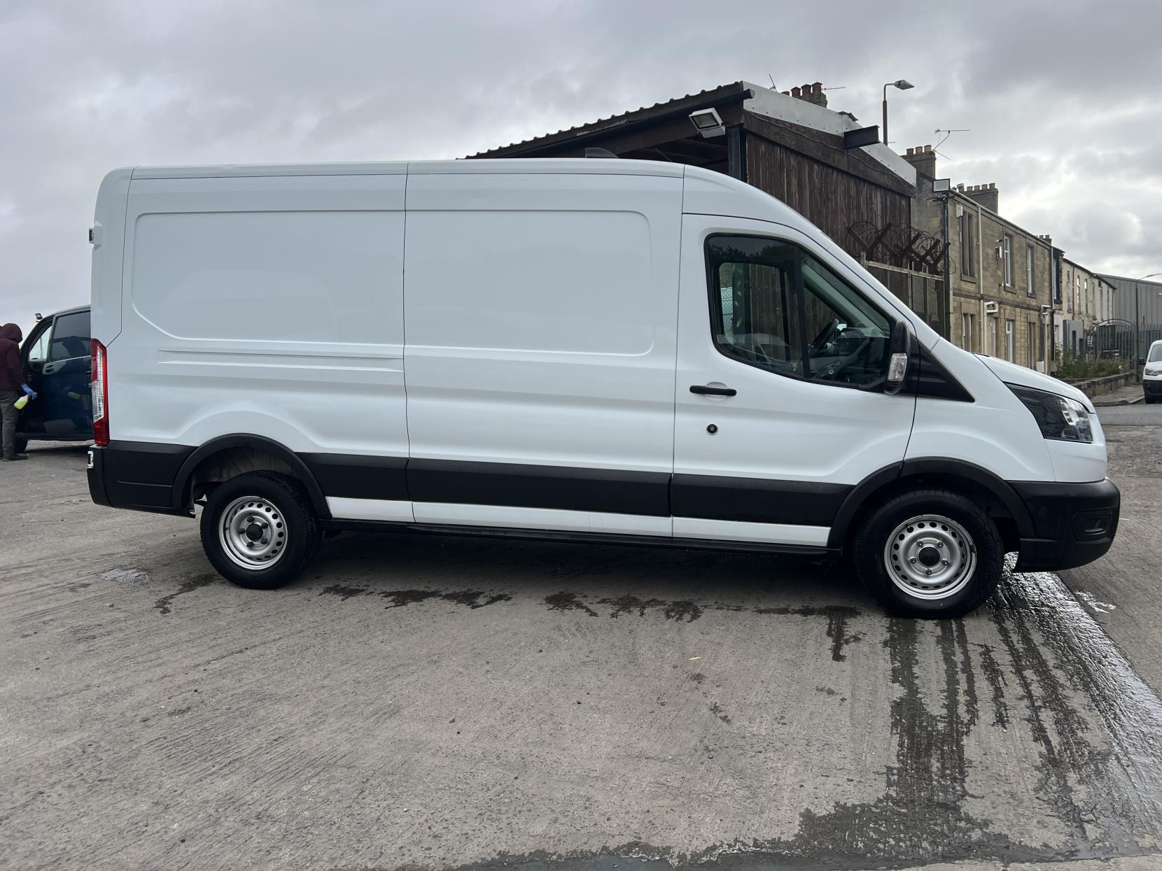 Ford Transit 2.0 350 EcoBlue Leader Panel Van 5dr Diesel Manual FWD L3 H2 Euro 6 (s/s) (130 ps)