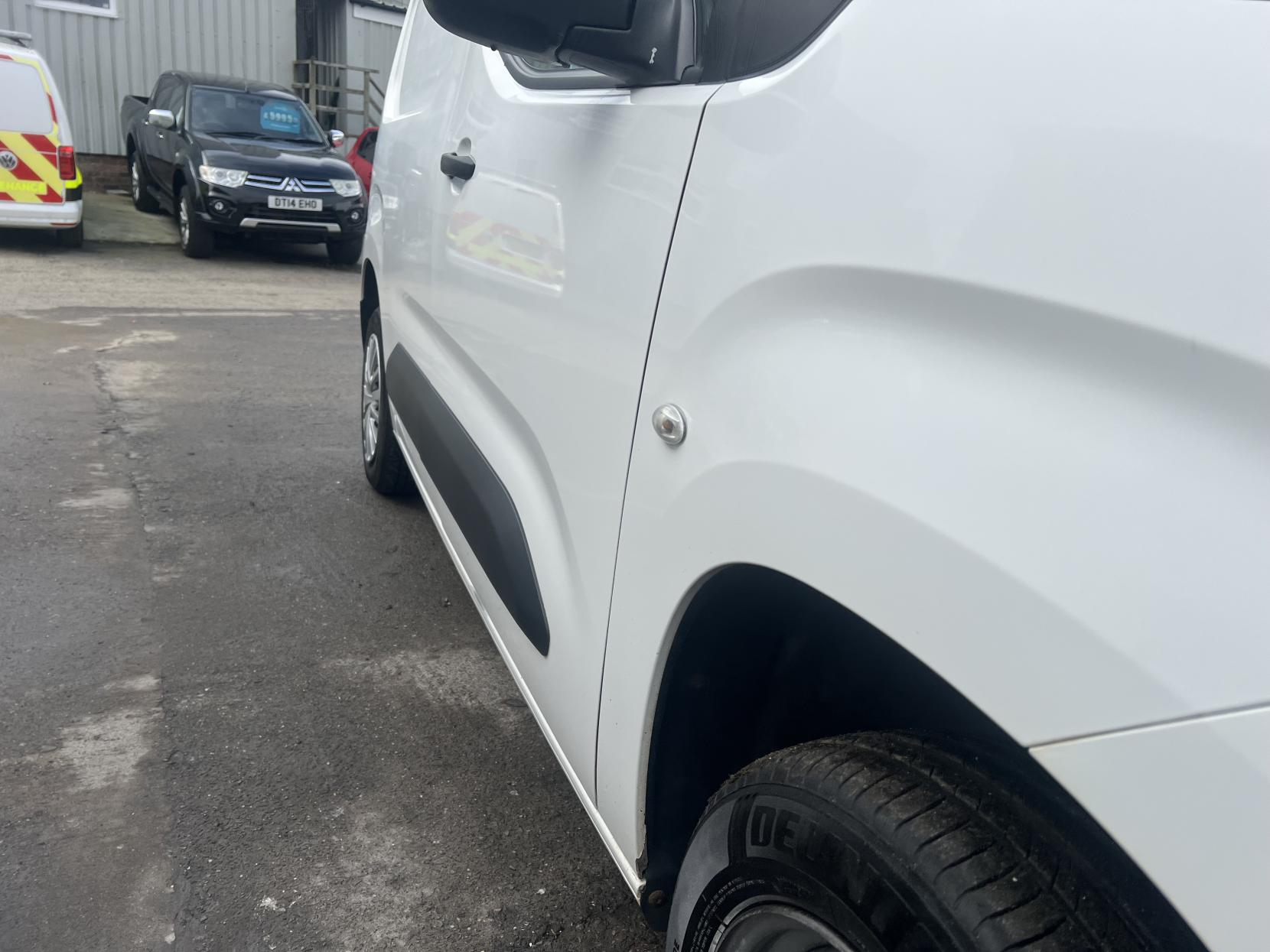 Citroen Berlingo 1.6 BlueHDi 650 Enterprise M Panel Van 5dr Diesel Manual SWB Euro 6 (75 ps)