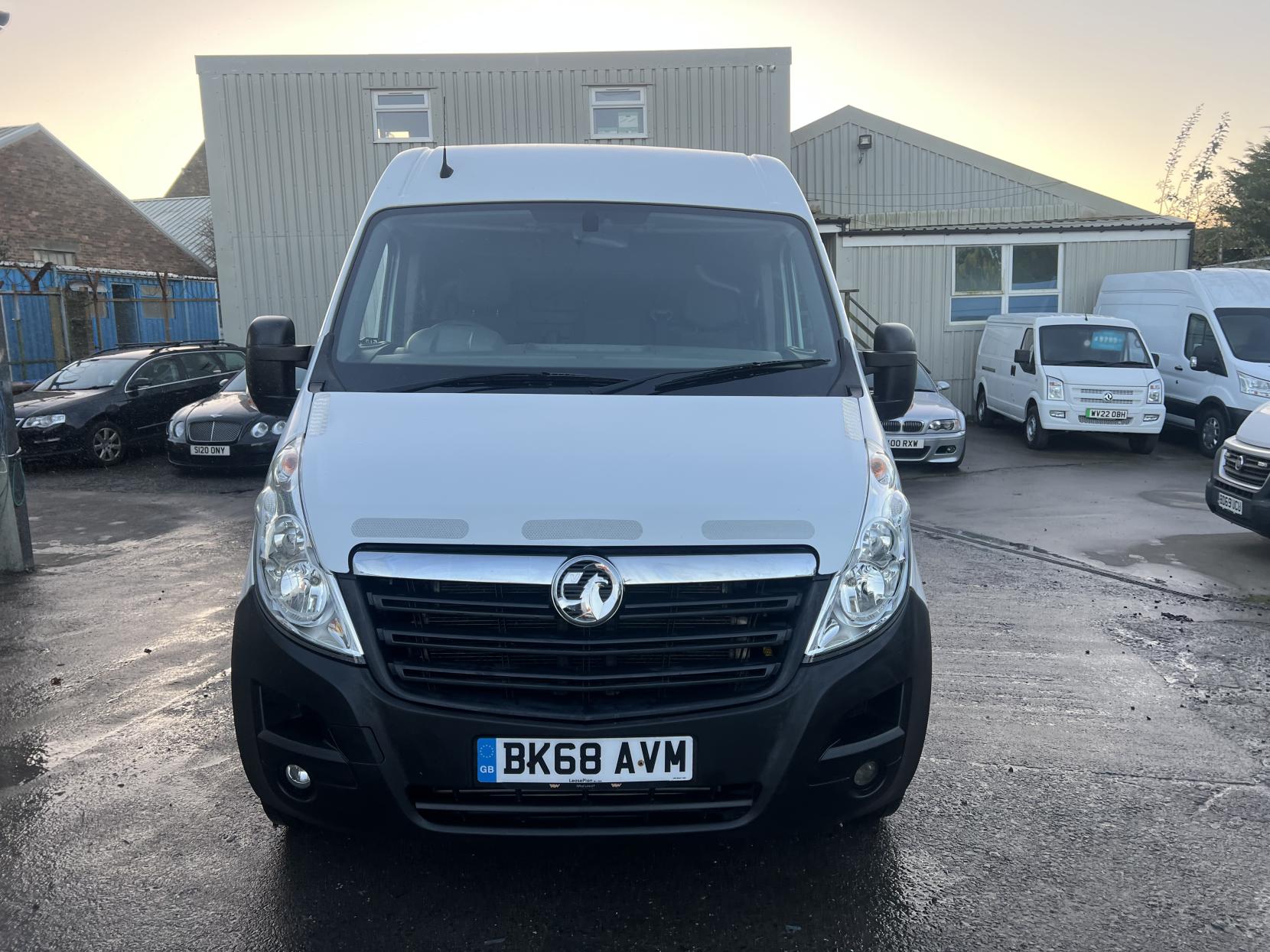 Vauxhall Movano 2.3 CDTi 3500 Panel Van 5dr Diesel Manual FWD L2 H2 Euro 6 (130 ps)