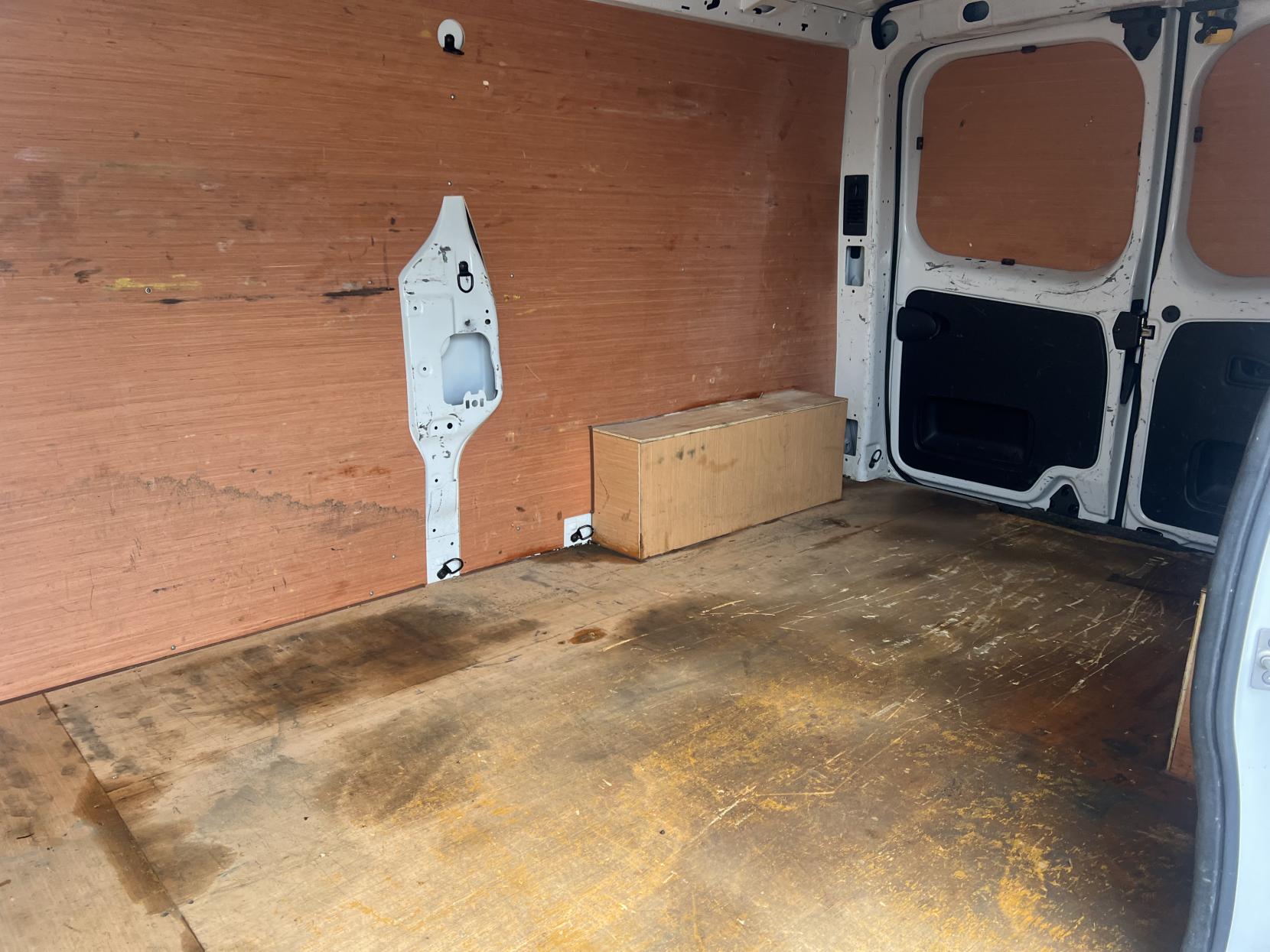 Renault Trafic 2.0 dCi Blue LL30 Business+ Panel Van 5dr Diesel Manual L2 H1 Euro 6 (s/s) (130 ps)
