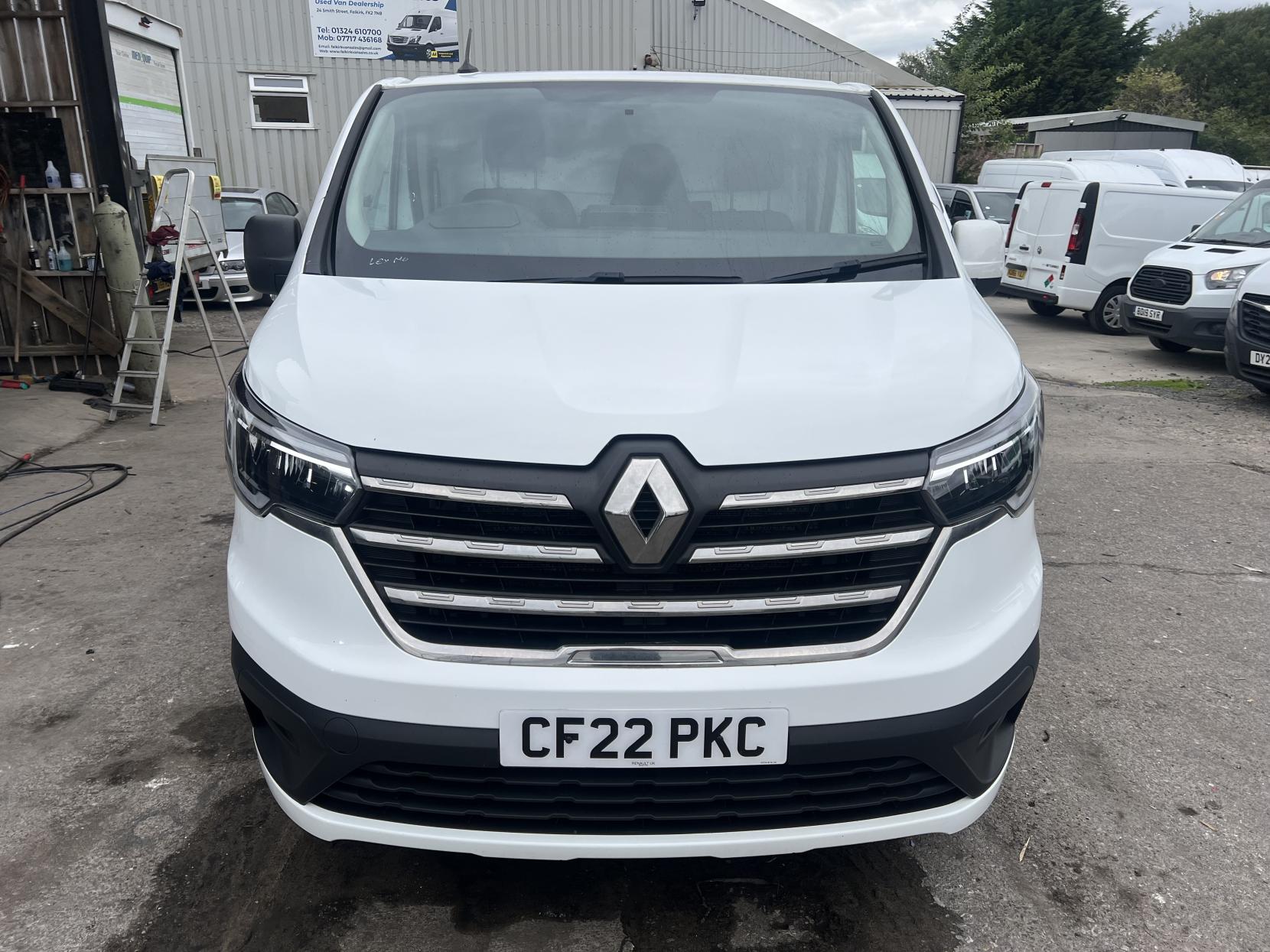Renault Trafic 2.0 dCi Blue LL30 Business+ Panel Van 5dr Diesel Manual L2 H1 Euro 6 (s/s) (130 ps)