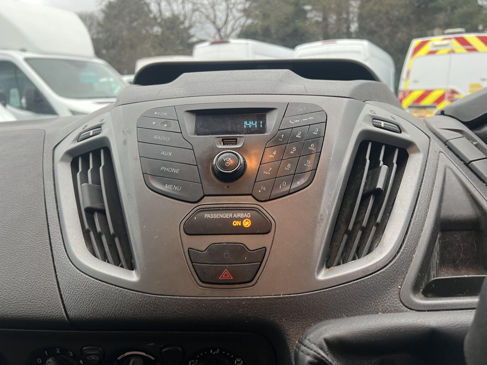 Ford Transit Custom 2.0 TDCi 310 Panel Van 5dr Diesel Manual L1 H1 (163 g/km, 104 bhp)