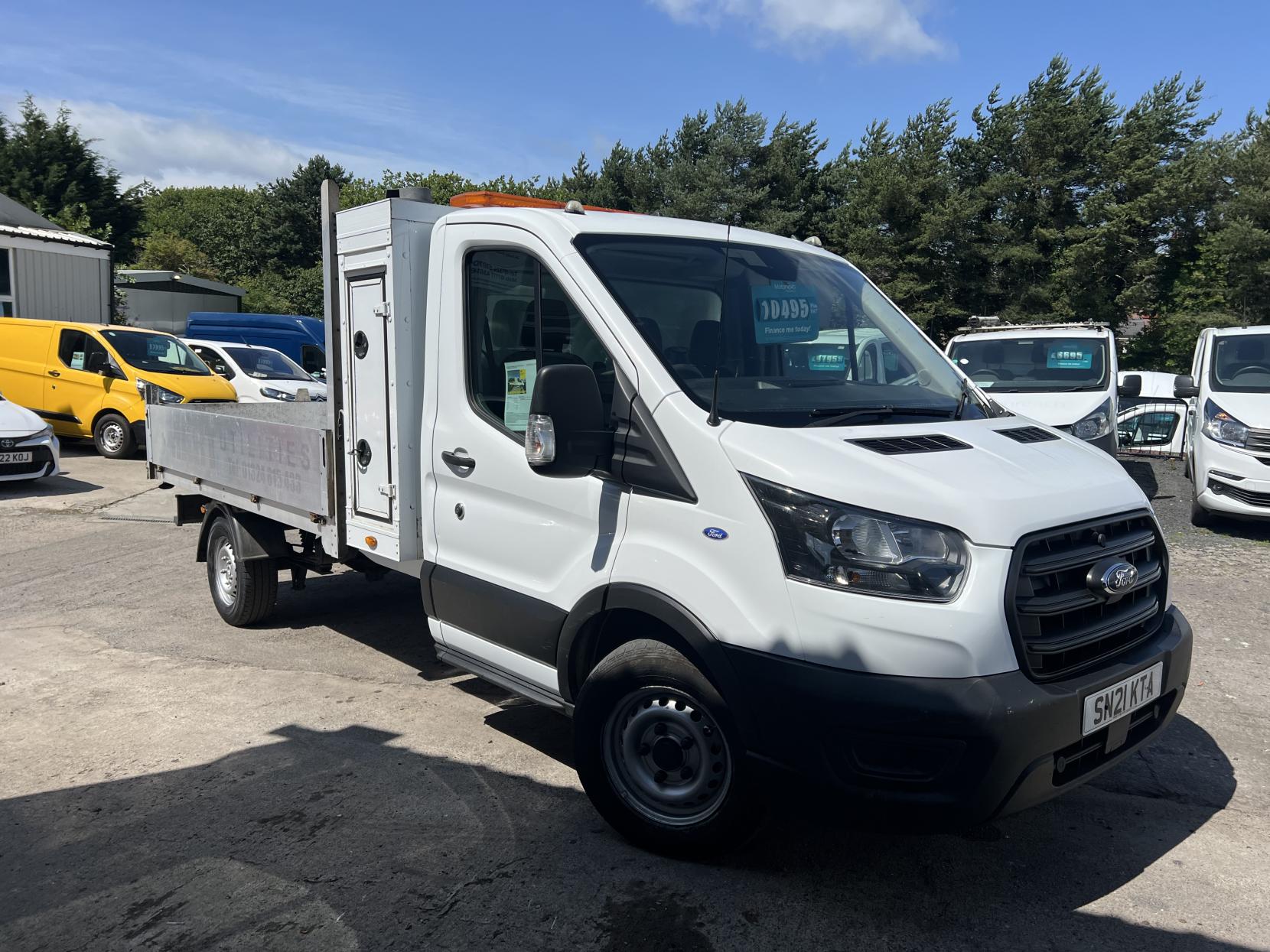 Ford Transit 2.0 350 EcoBlue Leader Chassis Cab 2dr Diesel Manual RWD L3 Euro 6 (s/s) (130 ps)