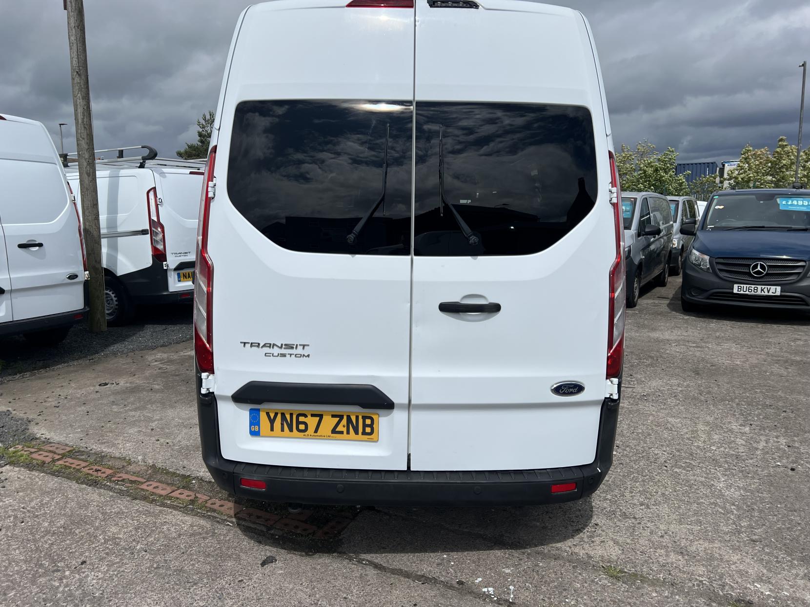 Ford Transit Custom 2.0 TDCi 310 Trend Panel Van 5dr Diesel Manual L1 H2 (157 g/km, 128 bhp)
