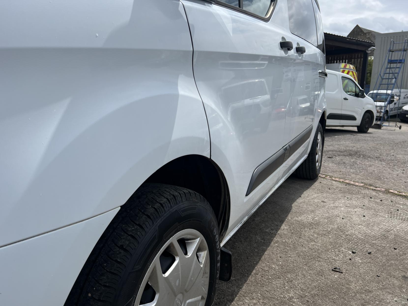 Ford Transit Custom 2.0 TDCi 310 Trend Panel Van 5dr Diesel Manual L1 H2 (157 g/km, 128 bhp)