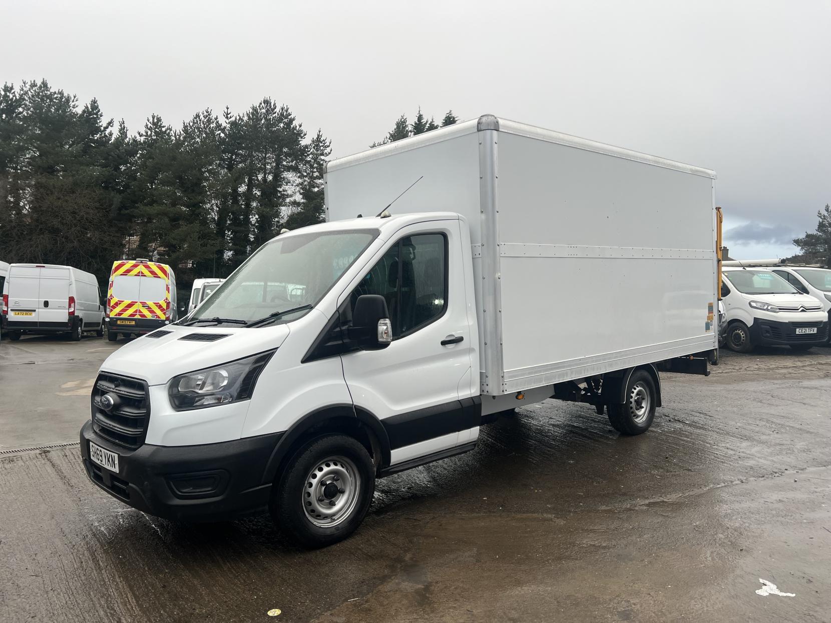 Ford Transit 2.0 350 EcoBlue Leader Chassis Cab 2dr Diesel Manual FWD L3 Euro 6 (s/s) (130 ps)