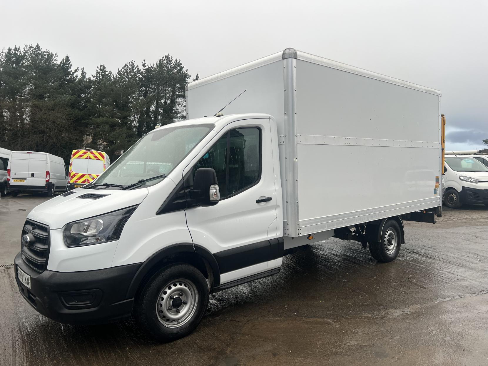 Ford Transit 2.0 350 EcoBlue Leader Chassis Cab 2dr Diesel Manual FWD L3 Euro 6 (s/s) (130 ps)