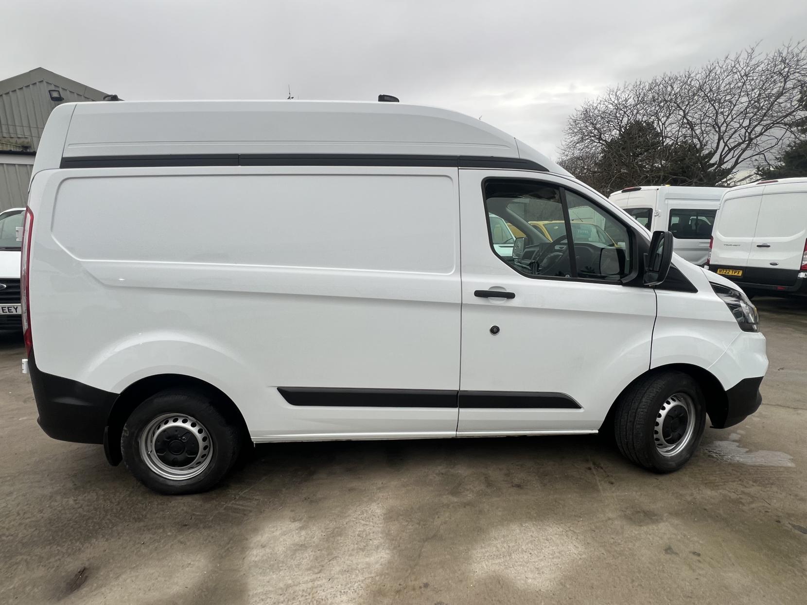 Ford Transit Custom 2.0 300 EcoBlue Leader Panel Van 5dr Diesel Manual L1 H2 Euro 6 (s/s) (105 ps)