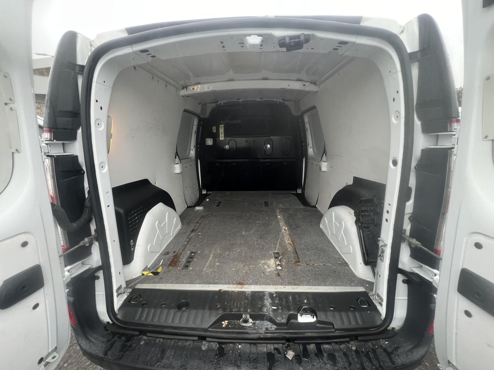 Renault Kangoo Maxi 1.5 Business Panel Van (2015 - 2022)