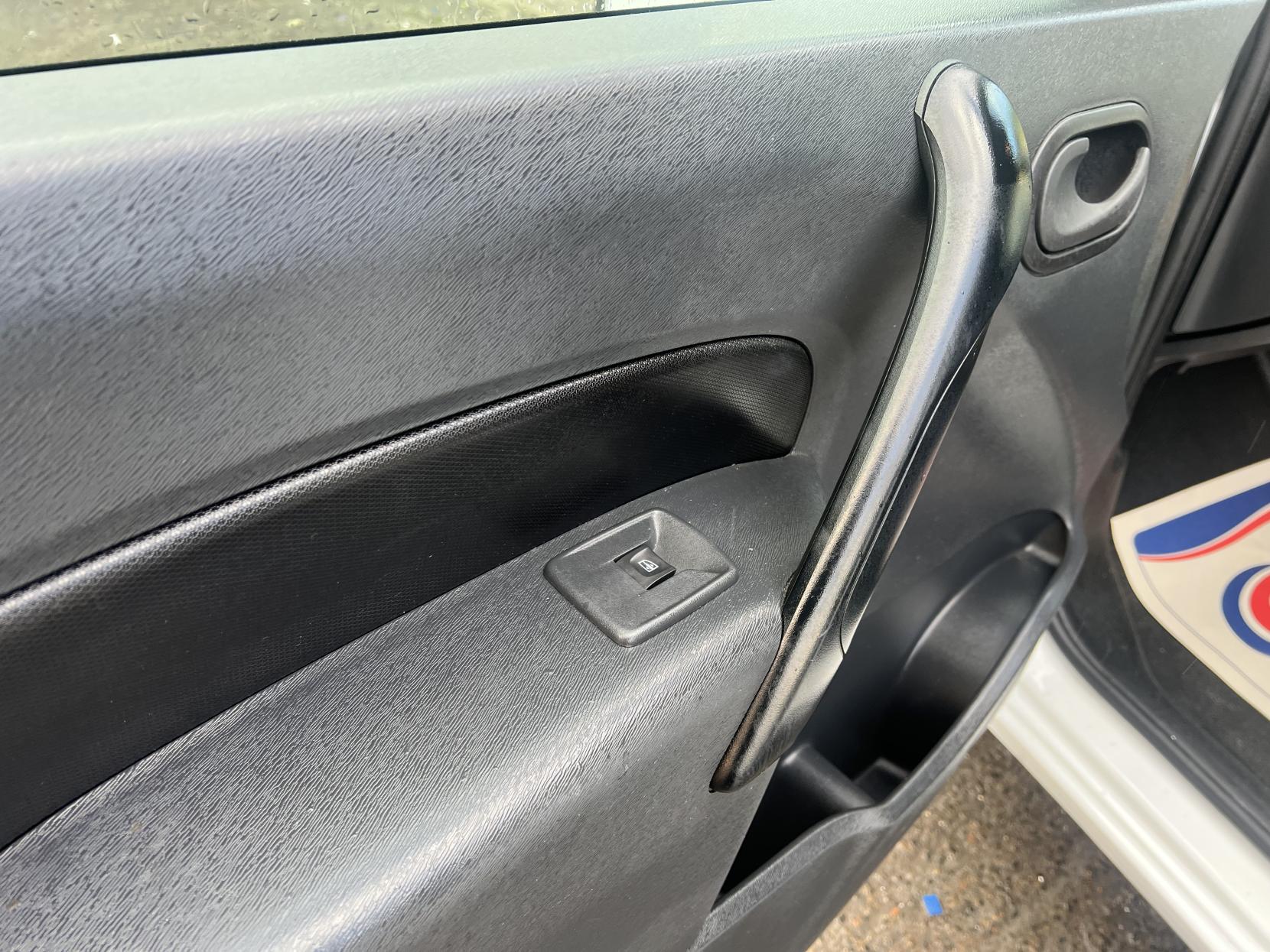 Renault Kangoo Maxi 1.5 Business Panel Van (2015 - 2022)