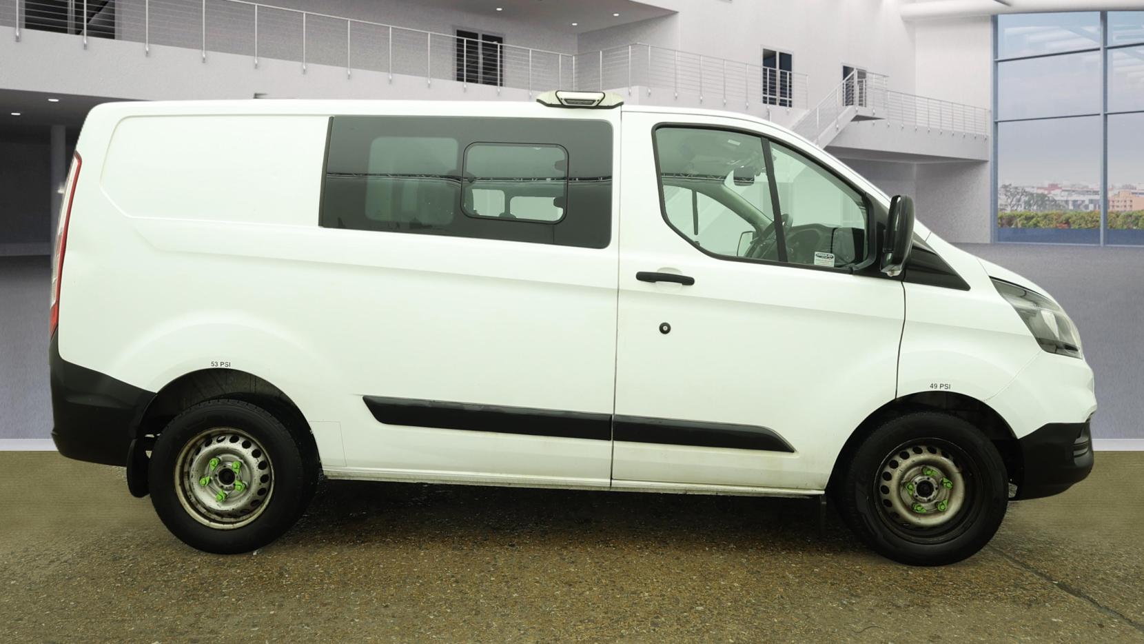 Ford Transit Custom 2.0 320 EcoBlue Crew Van Double Cab 5dr Diesel Manual L1 H1 Euro 6 (6 Seat) (105 ps)