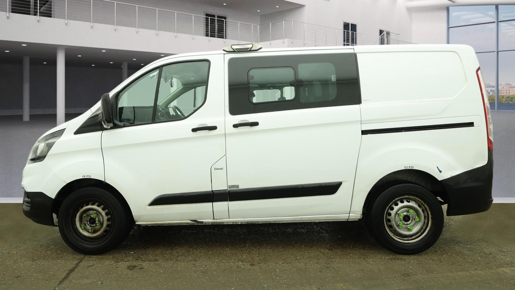 Ford Transit Custom 2.0 320 EcoBlue Crew Van Double Cab 5dr Diesel Manual L1 H1 Euro 6 (6 Seat) (105 ps)