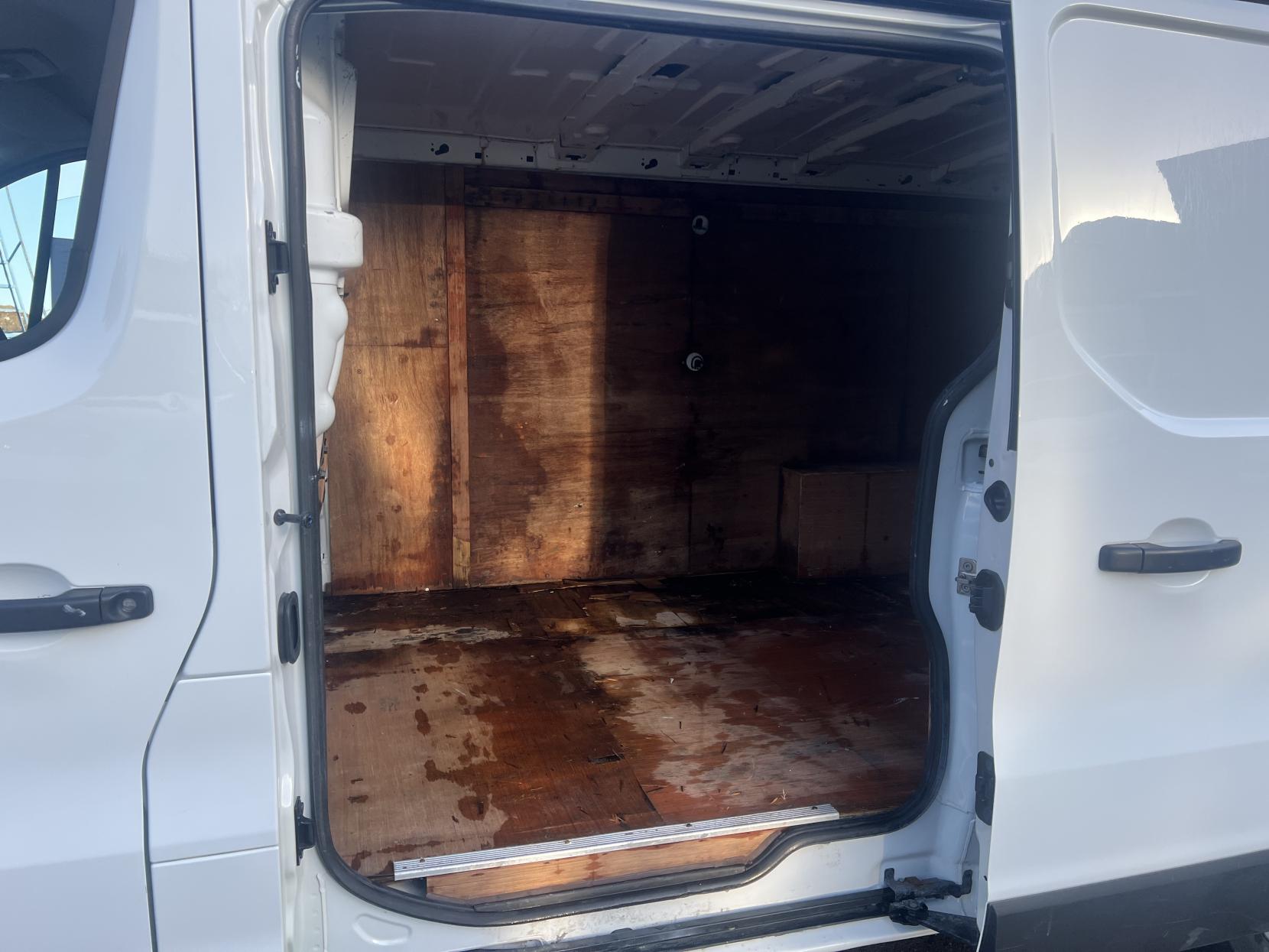 Renault Trafic 2.0 dCi Blue LL30 Business Panel Van 5dr Diesel Manual L2 H1 Euro 6 (s/s) (130 ps)