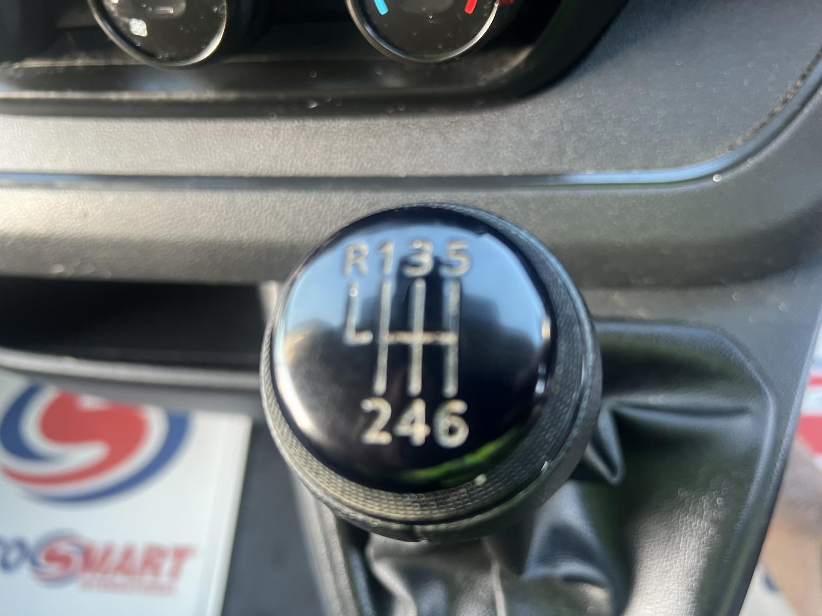 Renault Trafic 2.0 dCi Blue LL30 Business Panel Van 5dr Diesel Manual L2 H1 Euro 6 (s/s) (130 ps)