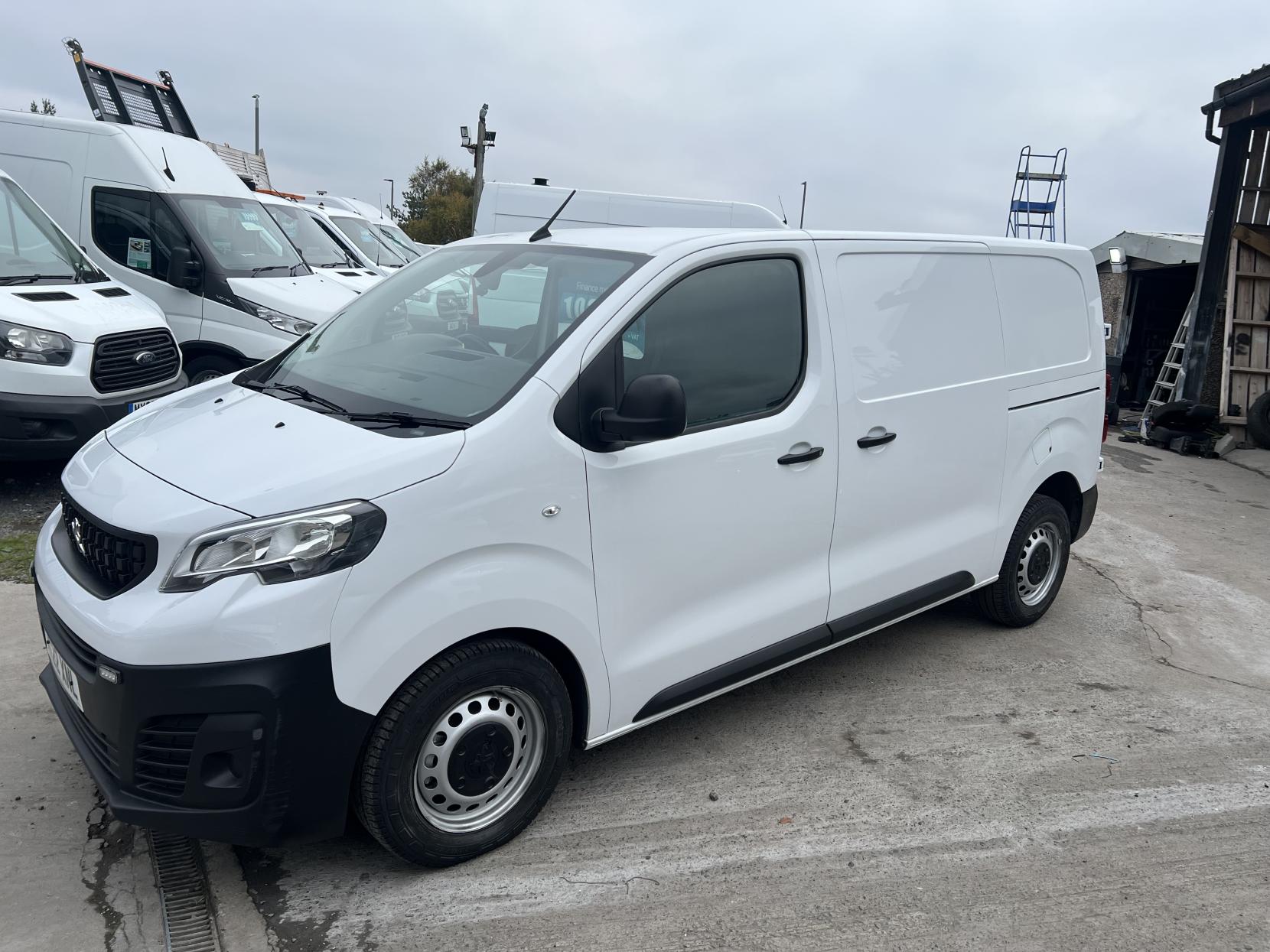 Peugeot Expert 2.0 BlueHDi 1400 Professional Premium Standard Panel Van 6dr Diesel Manual MWB Euro 6 (s/s) (145 ps)