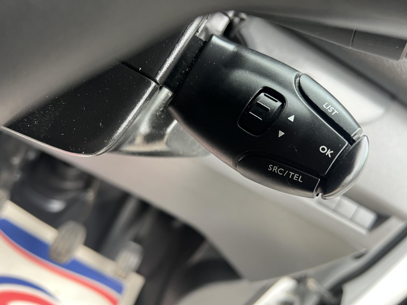 Peugeot Expert 2.0 BlueHDi 1400 Professional Premium Standard Panel Van 6dr Diesel Manual MWB Euro 6 (s/s) (145 ps)