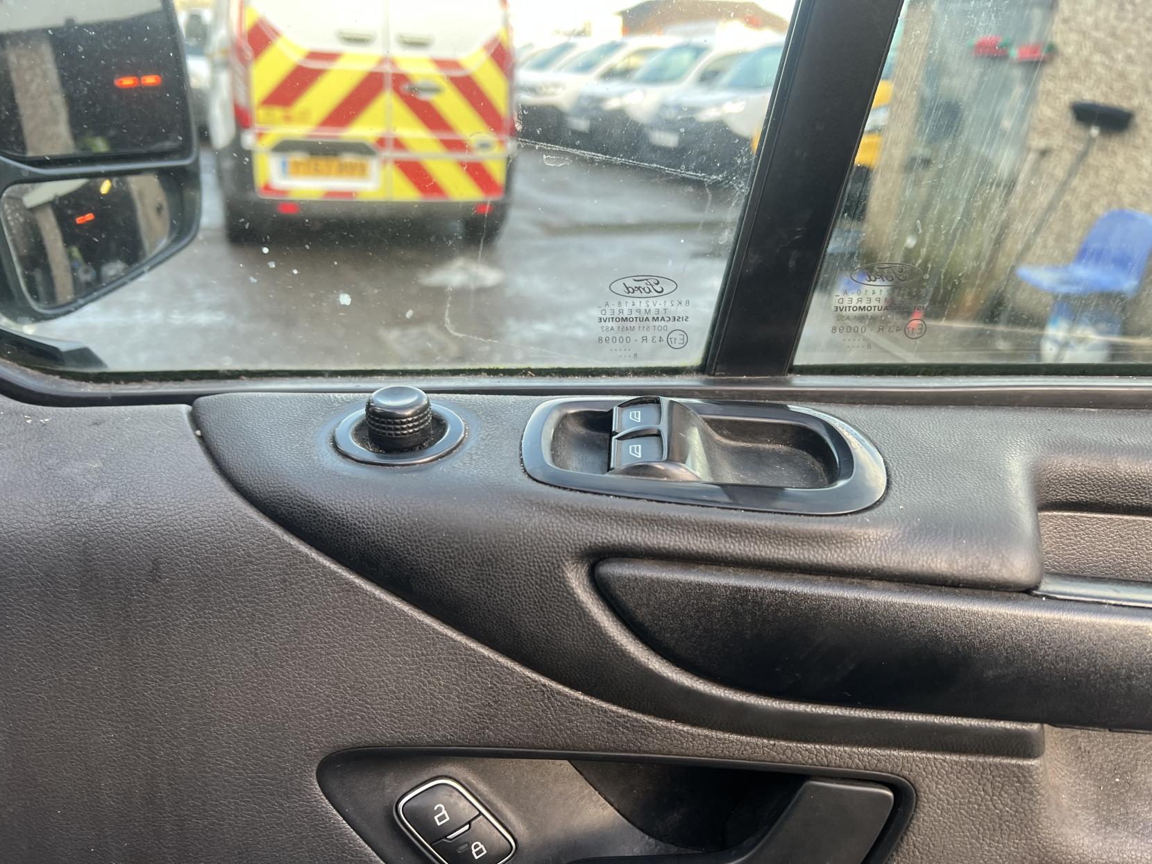 Ford Transit Custom 2.0 340 EcoBlue Panel Van 5dr Diesel Manual L2 H2 Euro 6 (130 ps)