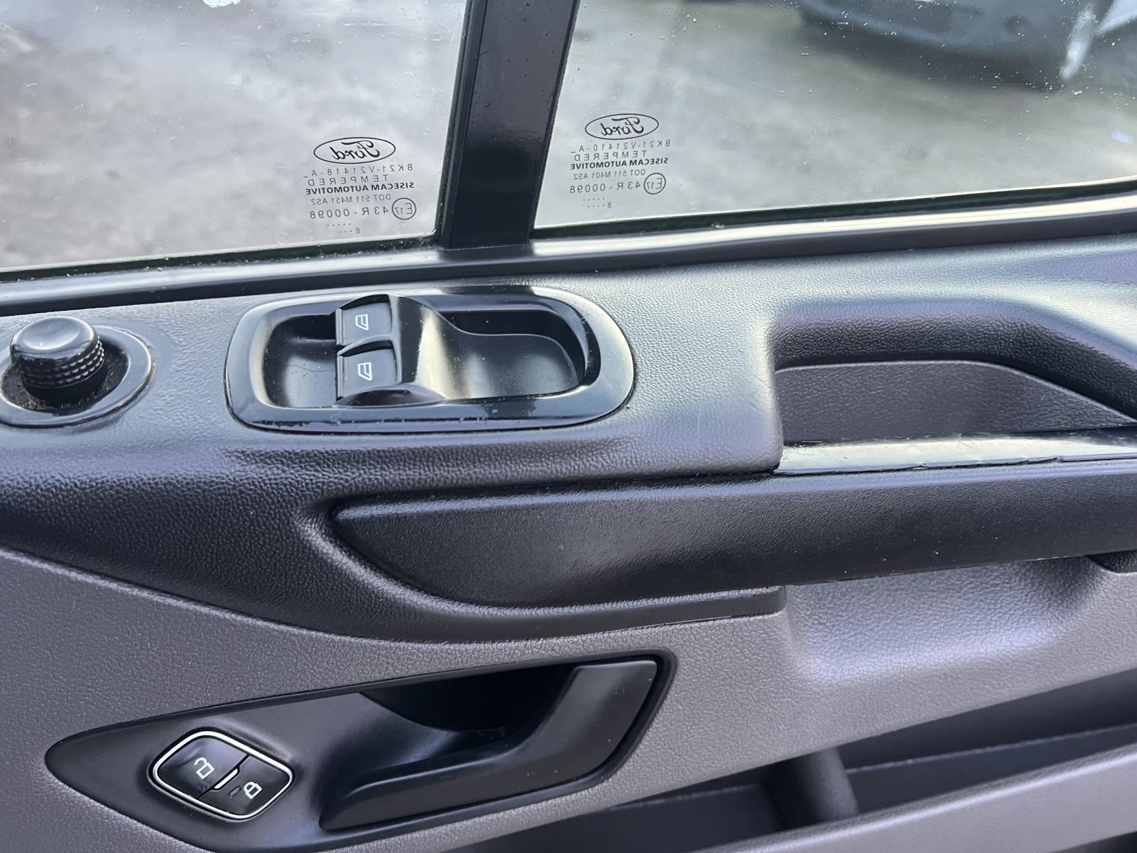 Ford Transit Custom 2.0 340 EcoBlue Panel Van 5dr Diesel Manual L2 H2 Euro 6 (130 ps)